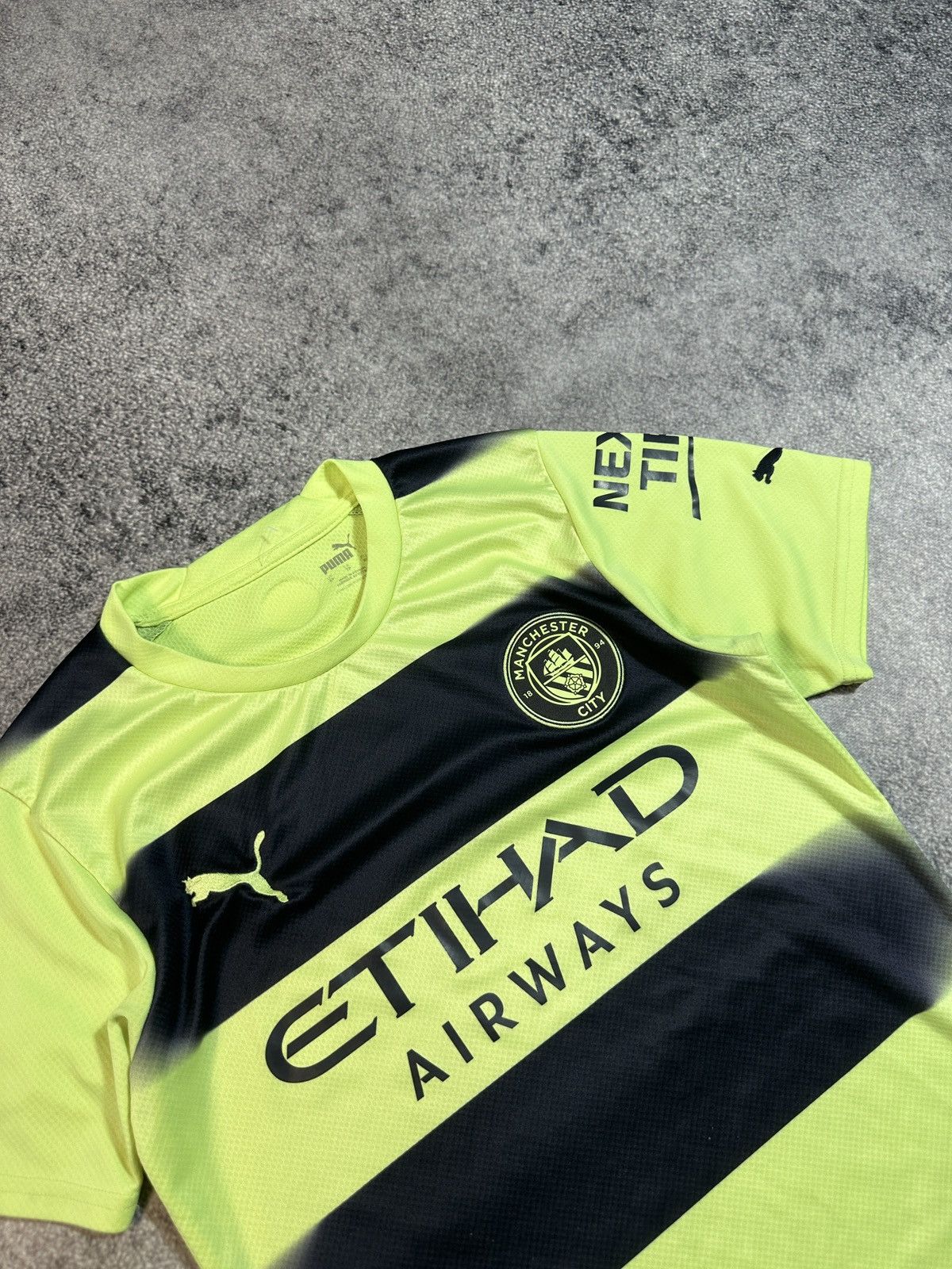 Puma Puma Manchester City Soccer Jersey Streetwear Rare VTg XS Size US XS / EU 42 / 0 - 2 Thumbnail