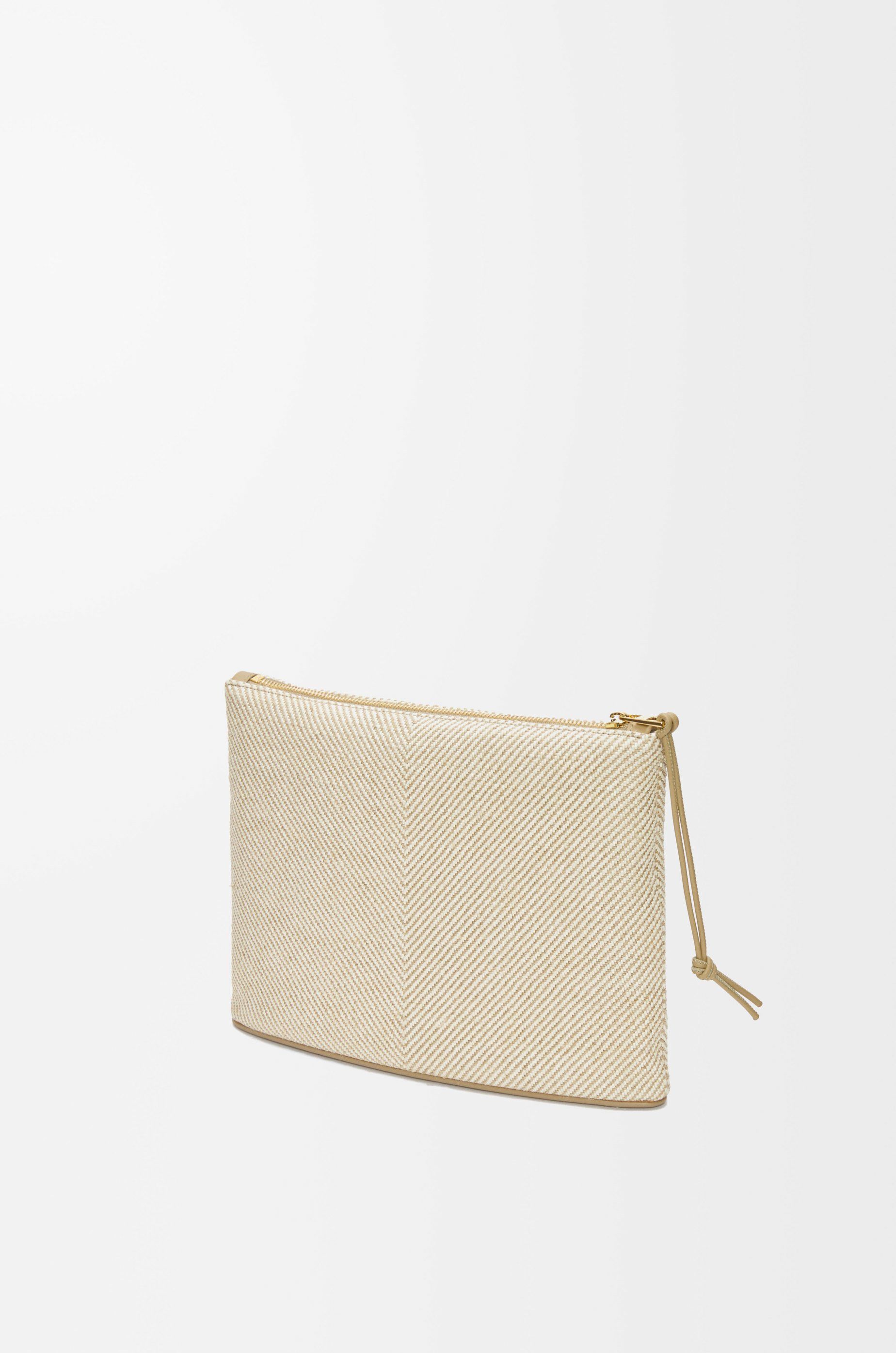 Loewe o1in1g0426 Size: OS / Oblong Pouch in Ecru Size ONE SIZE - 2 Thumbnail
