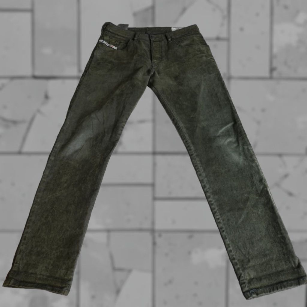 Diesel Diesel Jeans 30 Regular Green D-Bazer Slim Tapered Denim 31/32 Inseam Belt Loops Mens Size US 30 / EU 46 - 1 Thumbnail