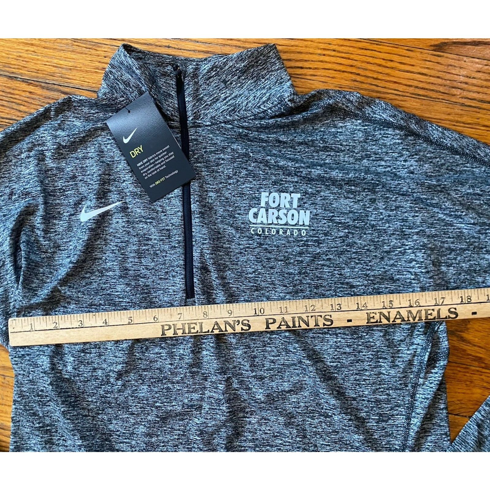 Nike NWT Nike Dri Fit Fort Carson Colorado Women’s Medium Gray Size M / US 6-8 / IT 42-44 - 5 Thumbnail