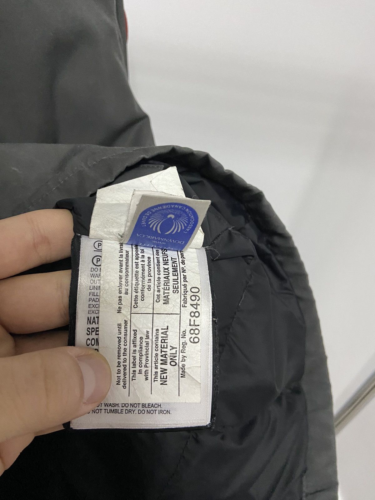 Canada Goose Canada goose Victoria jacket parka patch small logo womans Size XXS / US 00 / IT 34 - 10 Thumbnail