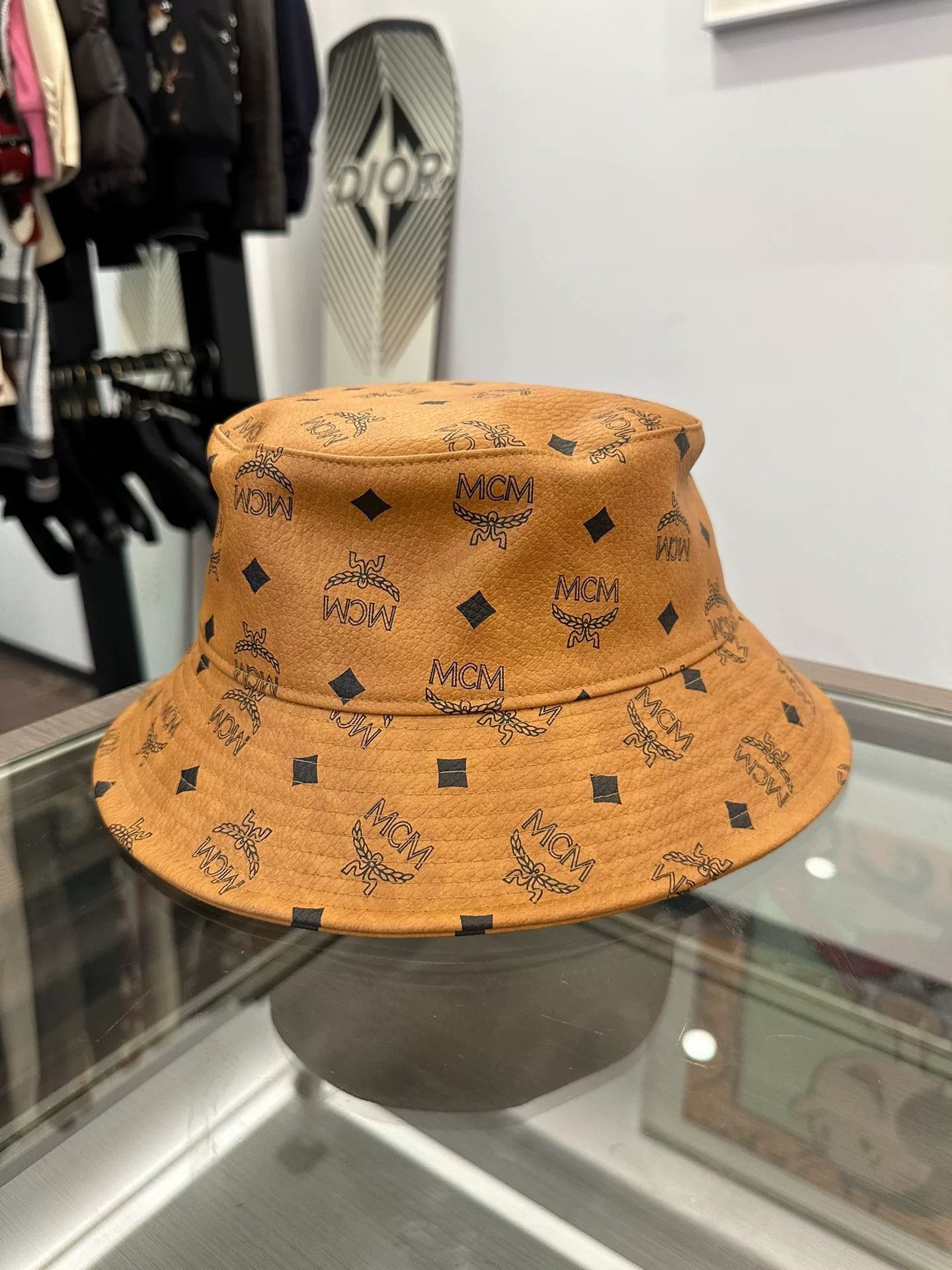 MCM MCM Classic Brown Logo Bucket Hat Size ONE SIZE - 1 Thumbnail