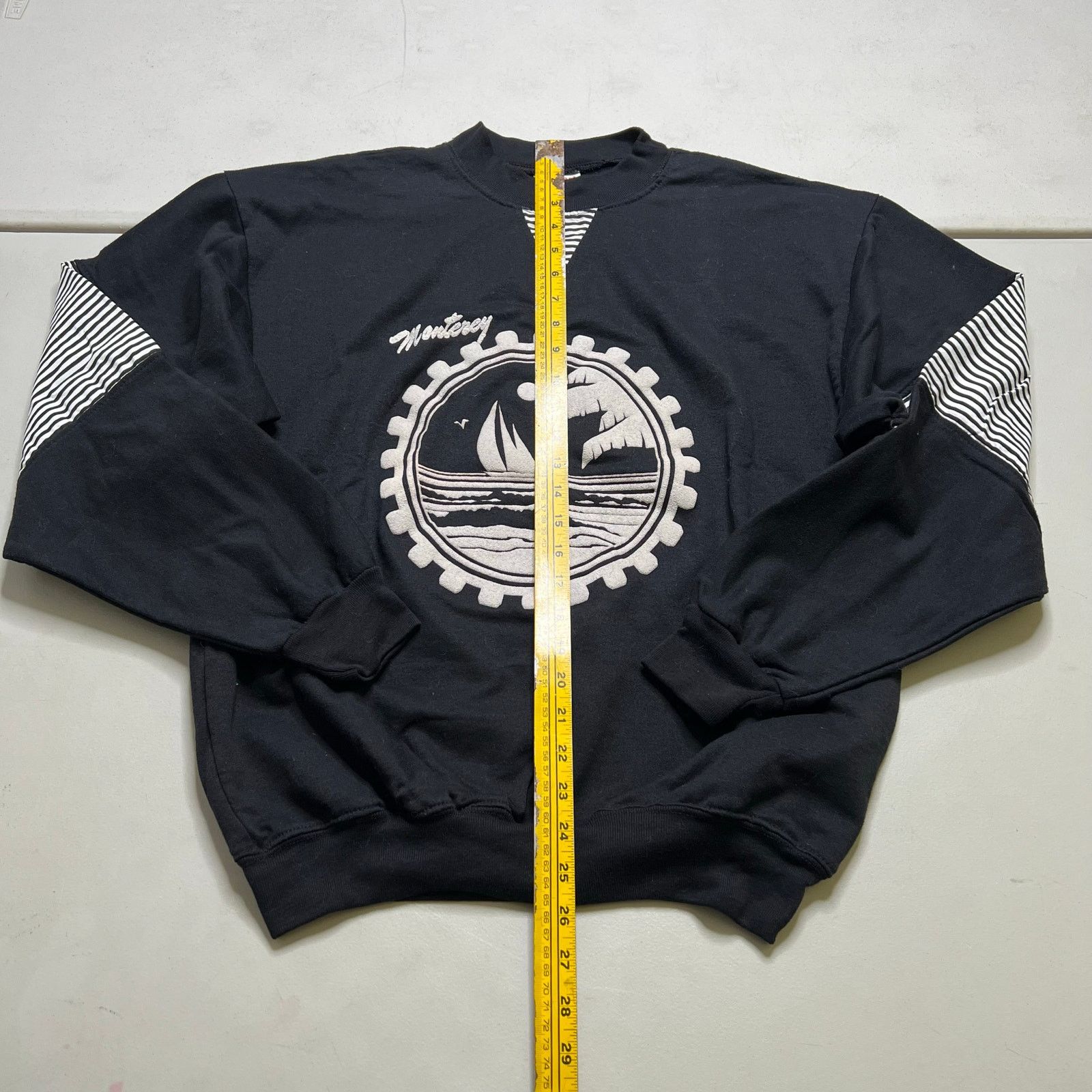 Vintage Vintage 80s Monterey Sailing Crewneck Sweatshirt Black XL Size US XL / EU 56 / 4 - 5 Thumbnail