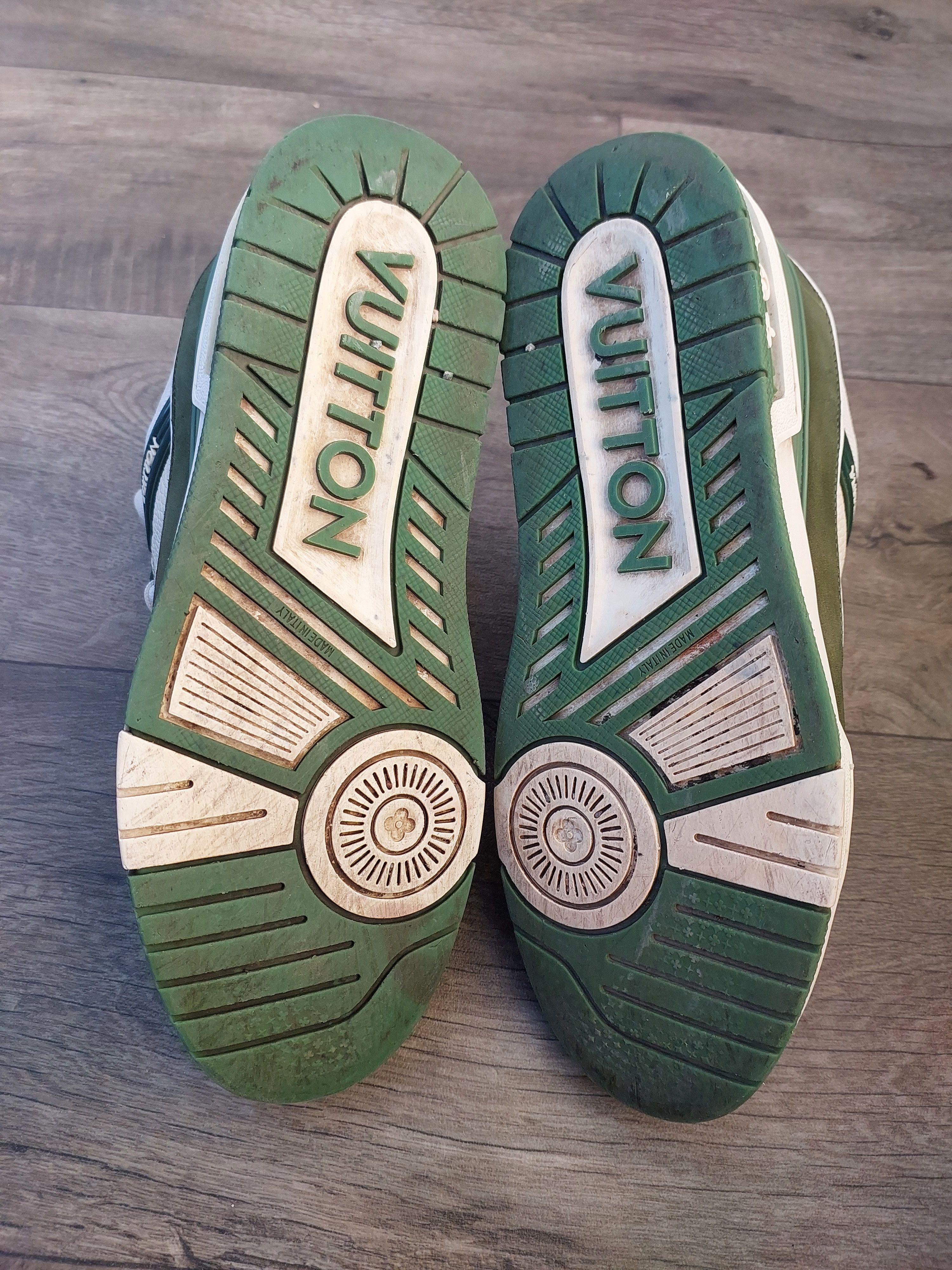 Louis Vuitton Louis Vuitton Green and White Trainer Sneaker -2508 Size US 10 / EU 43 - 13 Thumbnail