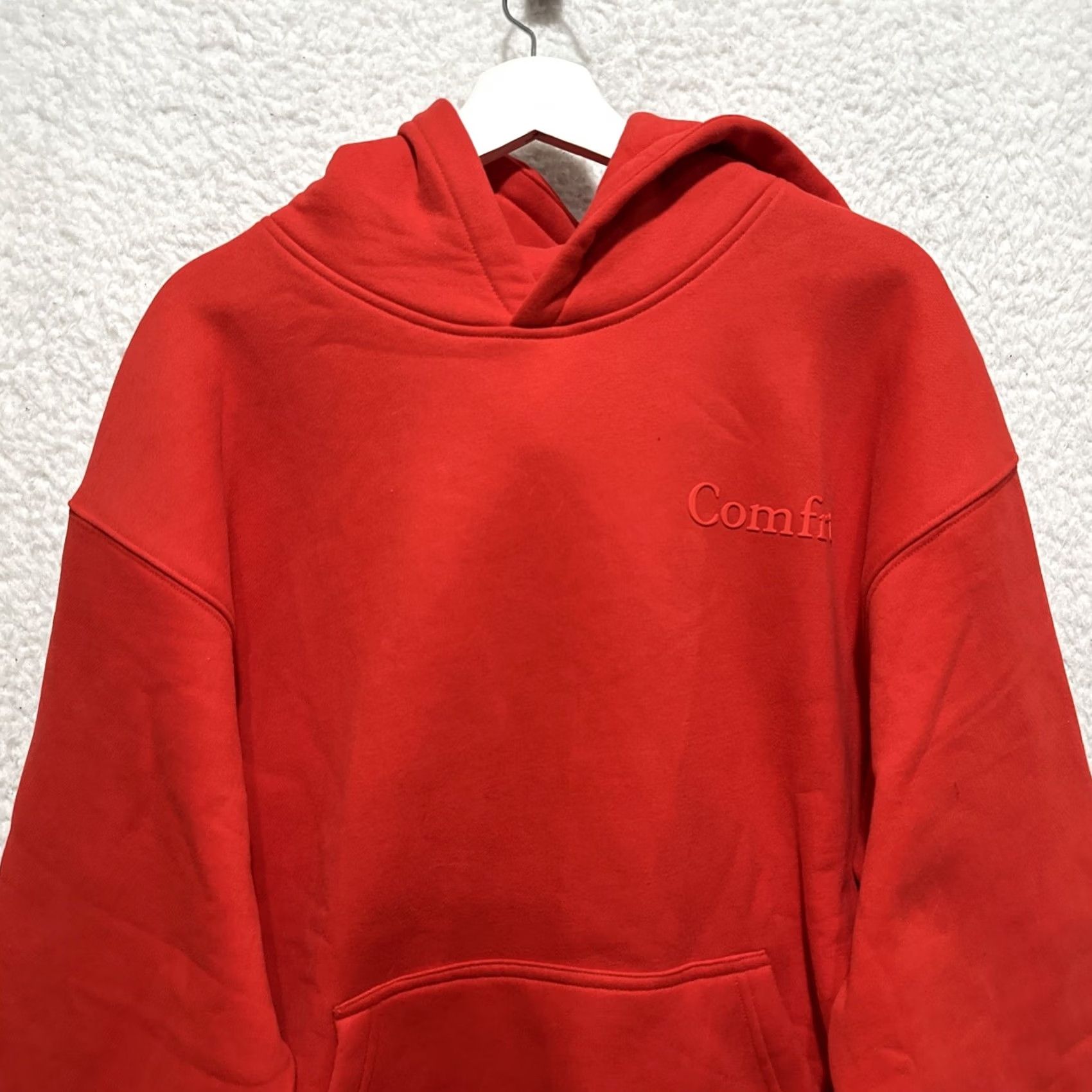 Logo 7 Comfrt Minimalist Men's Hoodie Size S Crimson Red Pullover Fleece Oversized Logo Pullover Hoodie Mens S Red Logo Size US S / EU 44-46 / 1 - 4 Thumbnail