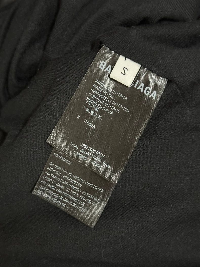 Balenciaga Balenciaga Jacket full of bullet screen logo black loose v Size US S / EU 44-46 / 1 - 5 Thumbnail