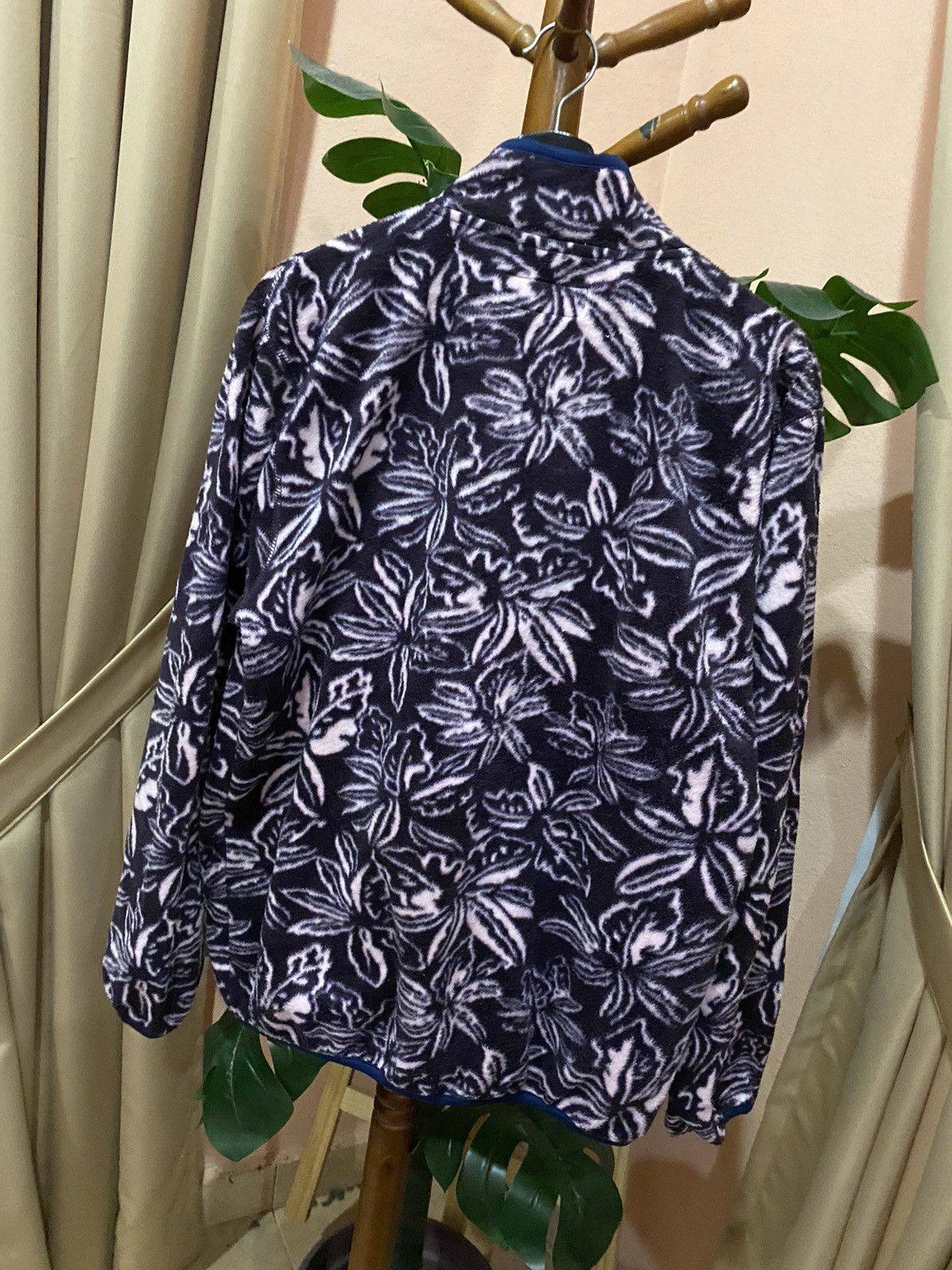 Vintage Scommessa Vintage Fleece Jacket Black & White Floral Pattern Size US L / EU 52-54 / 3 - 8 Thumbnail
