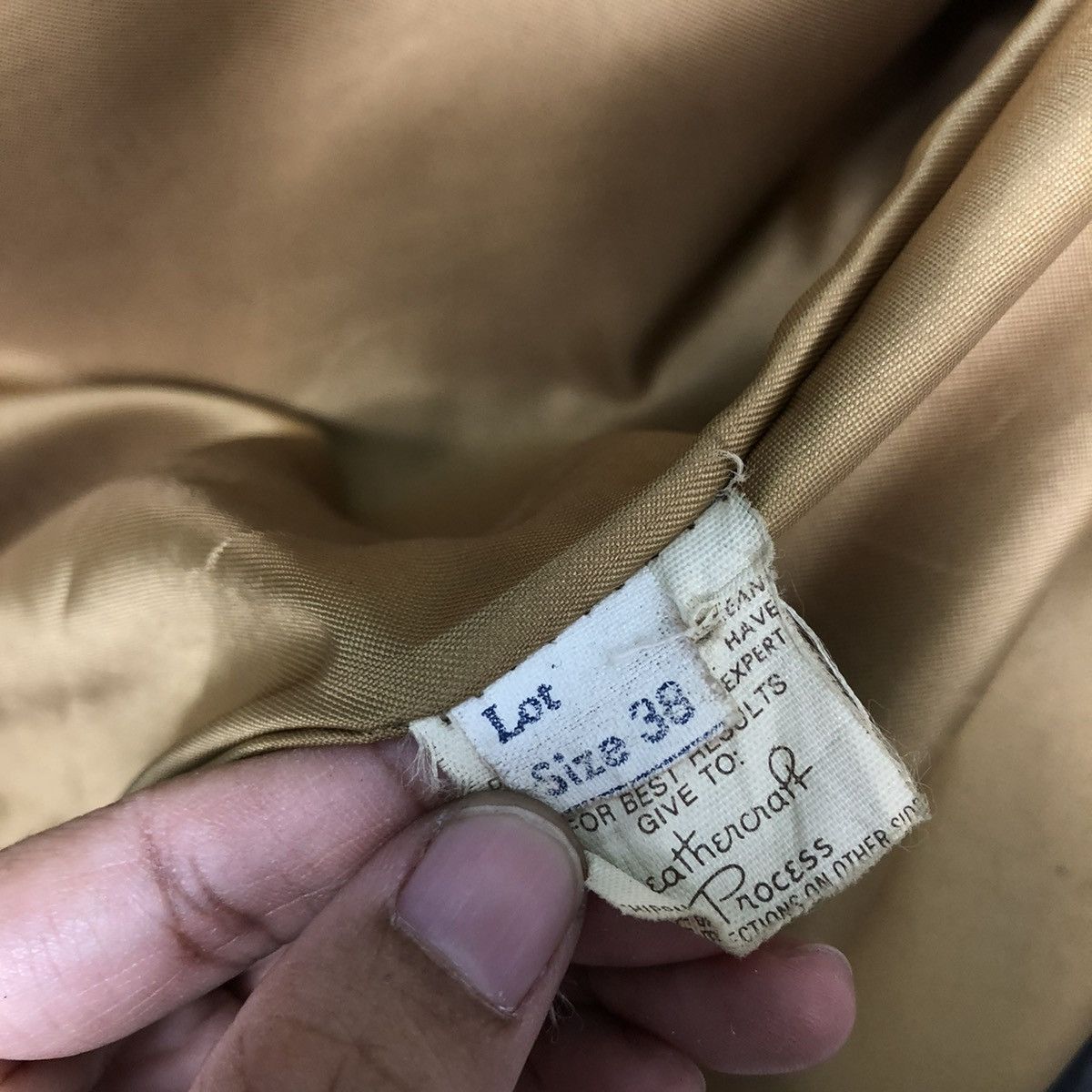 Schott 🔥VINTAGE 70’s SCHOTT MADE IN USA A2 LEATHER JACKET IDEAL Size US M / EU 48-50 / 2 - 18 Thumbnail