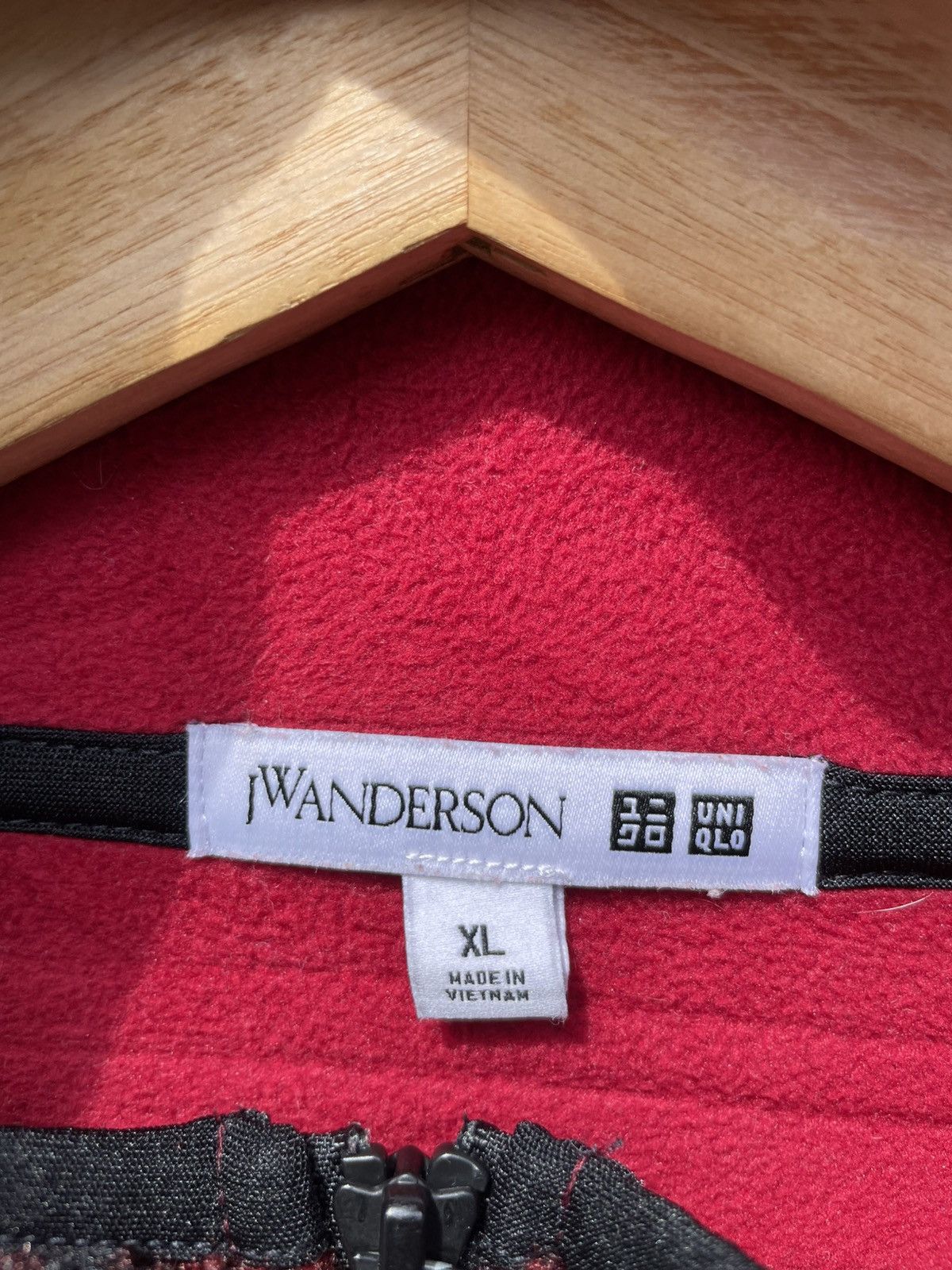 JW Anderson 🔥Accept Binding Offer🔥J.W Anderson x Uniqlo Fleece Jacket Size US XL / EU 56 / 4 - 6 Thumbnail
