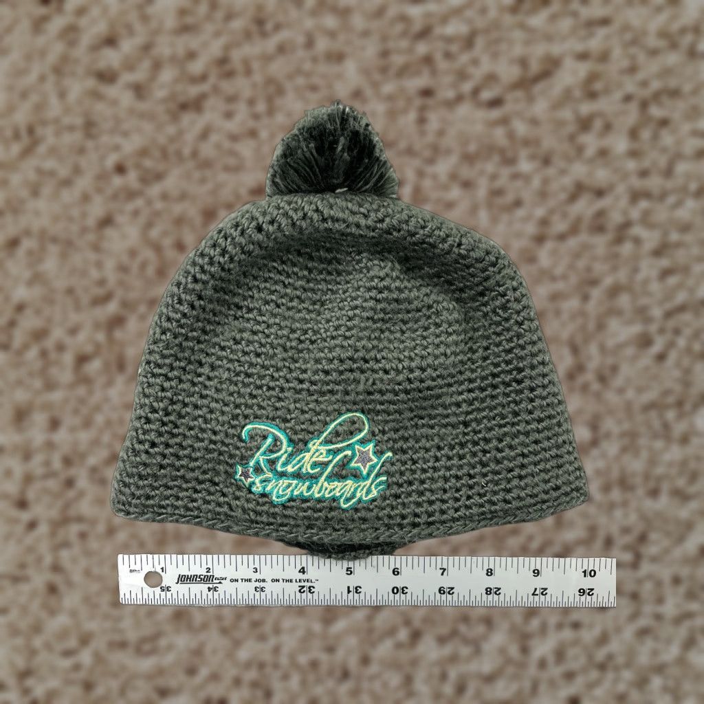Vintage Ride Snowboards Beanie Toque Gray Pom Knit Embroidered Acrylic Poly Lined Pom Unisex Adults One Size Knit Hat Mens Womens Size ONE SIZE - 1 Thumbnail