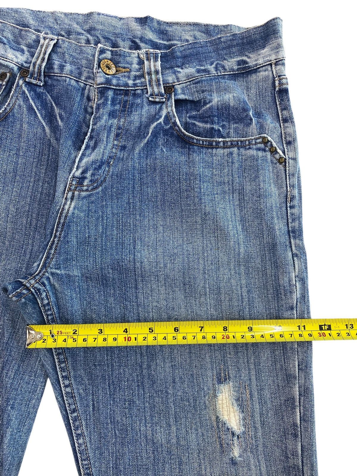 Japanese Brand Japanese Brand Light Wash Hairy Leg Flare Style Jeans Size US 32 / EU 48 - 7 Thumbnail