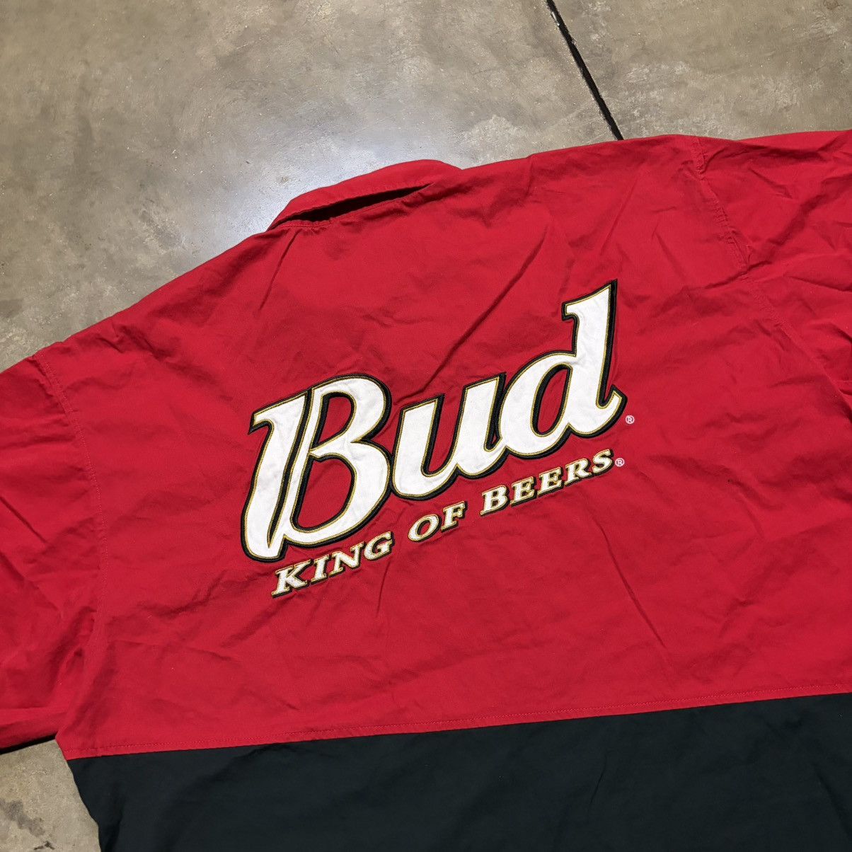 Chase Authentics Vintage Dale Earnhardt Bud NASCAR Pit Crew Racing Shirt 90s Size US XL / EU 56 / 4 - 7 Thumbnail