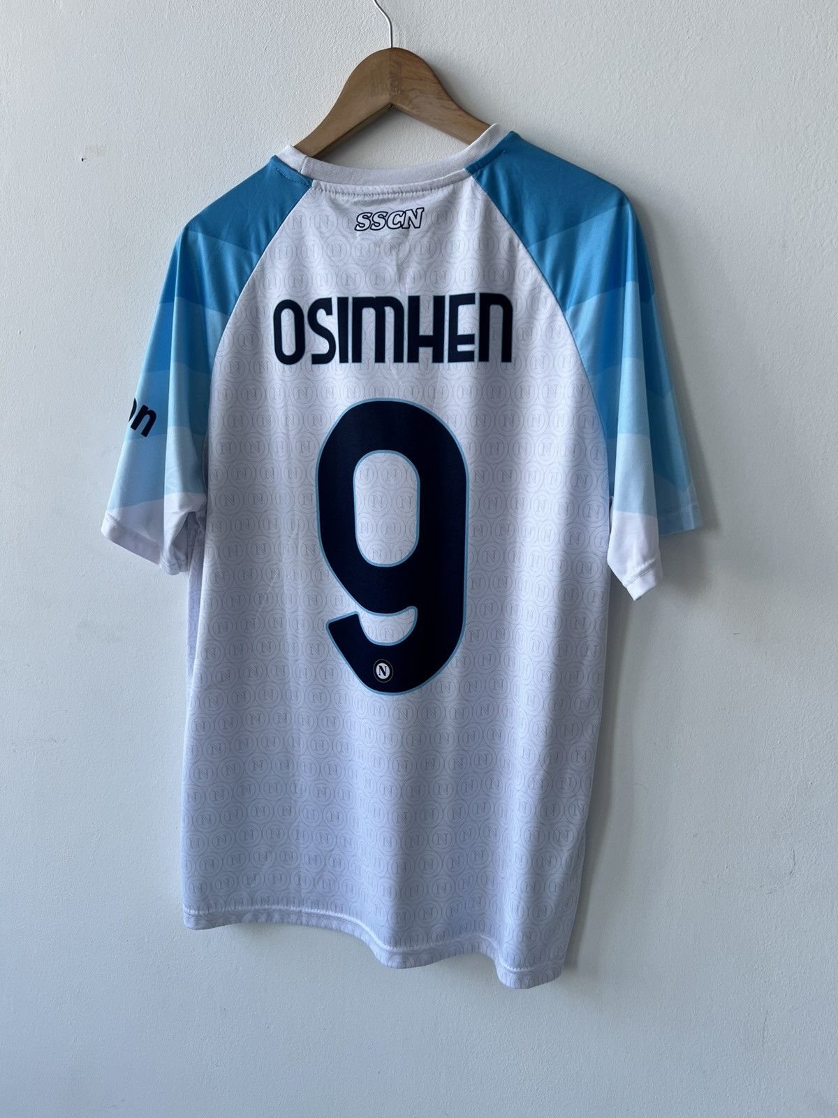 Vintage 🩸RARE🩸Napoli EA7 2022/2023 Osimhen Face Game Jersey Size US XL / EU 56 / 4 - 6 Thumbnail