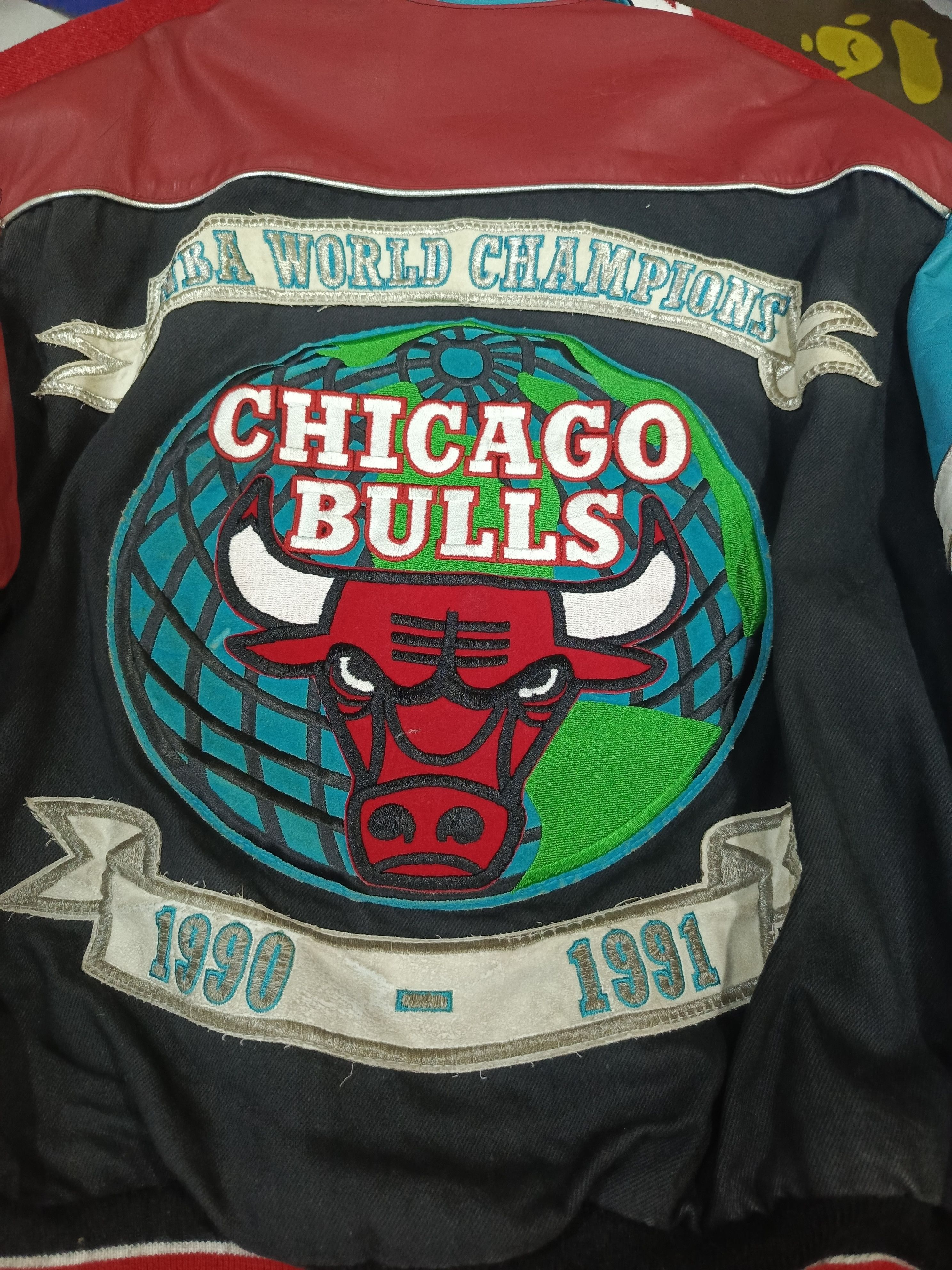 Vintage Jeff Hamilton 1990-1991 Chicago Bulls Jacket Size US M / EU 48-50 / 2 - 3 Thumbnail