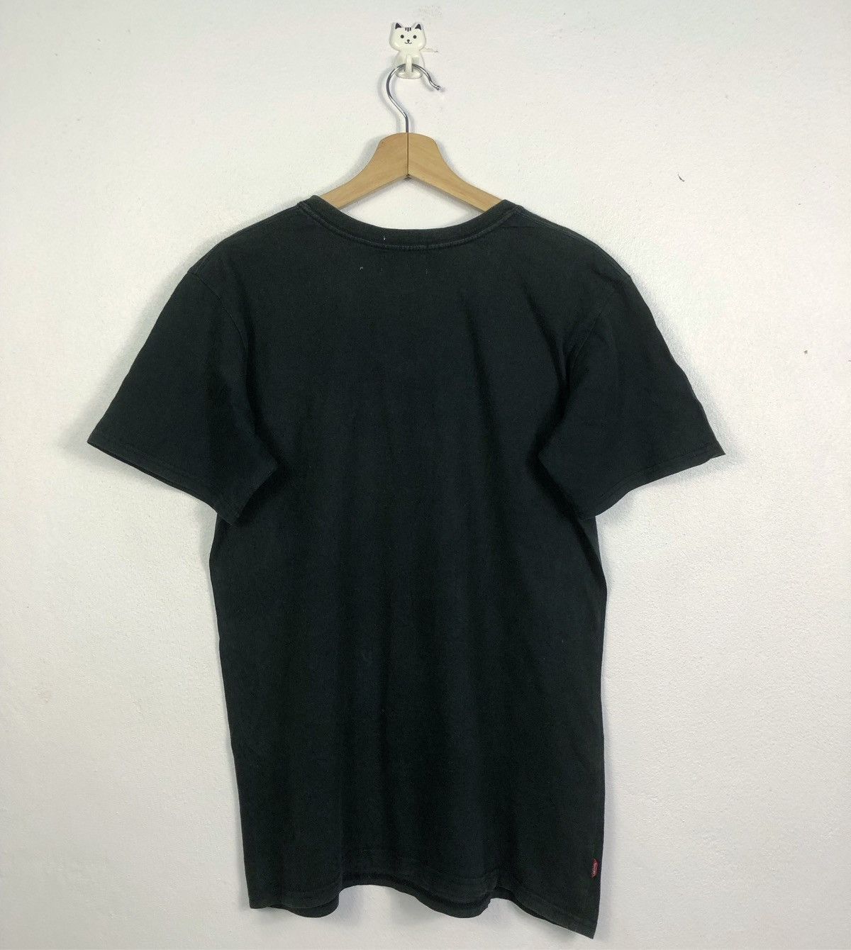 Levi's Rare Vintage Levi's V Neck Tee Size US L / EU 52-54 / 3 - 8 Thumbnail