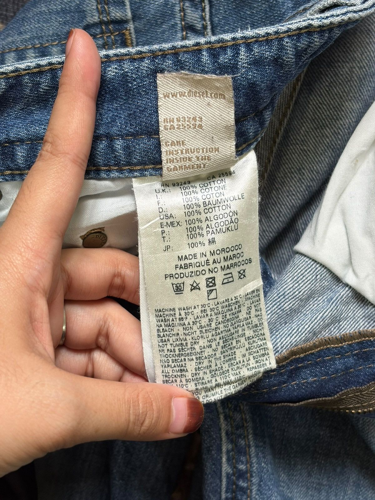 Diesel Vintage Diesel Thavar Faded Wash Distressed Jeans Size 32" / US 10 / IT 46 - 5 Thumbnail