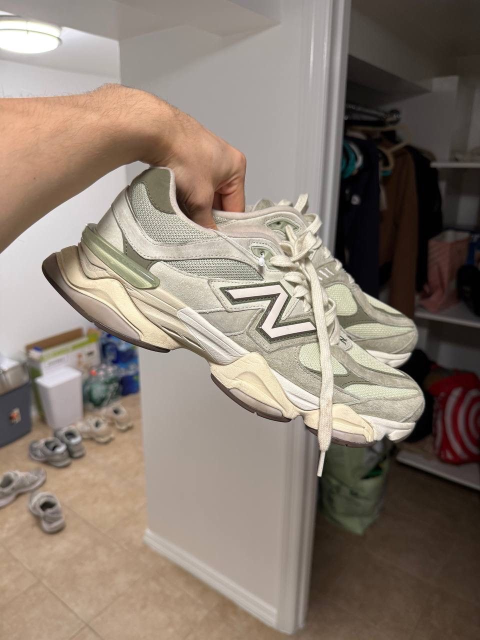 New Balance New Balance 9060 Olivine Grey / Mint / Green us 11.5