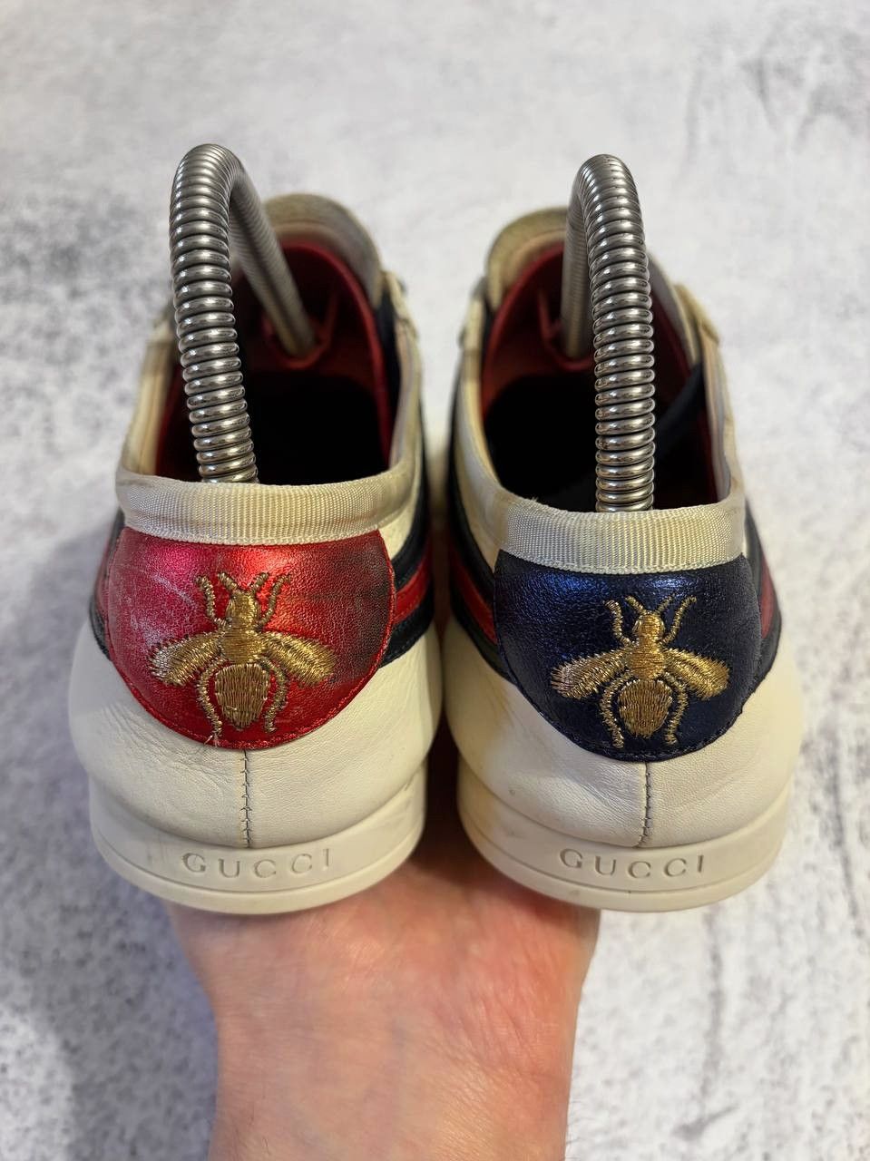 Gucci Gucci Falacer Hebron Bee Embroidery Leather Low Top Sneakers Size US 7 / EU 40 - 7 Thumbnail