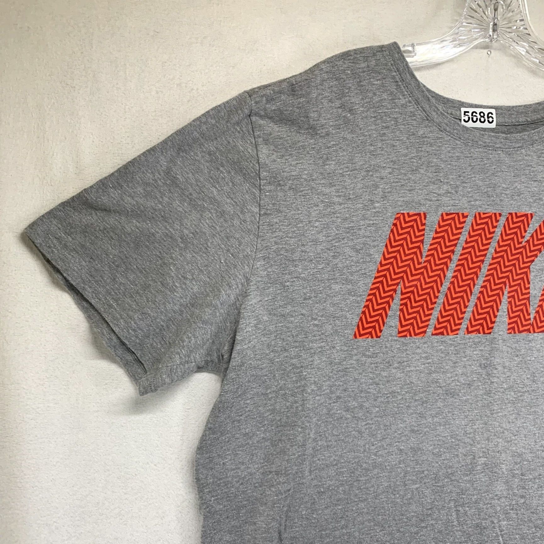 Nike Nike Graphic Print T-Shirt 2XL Gray Short Sleeve Sports 90s Mens Size US XXL / EU 58 / 5 - 7 Thumbnail
