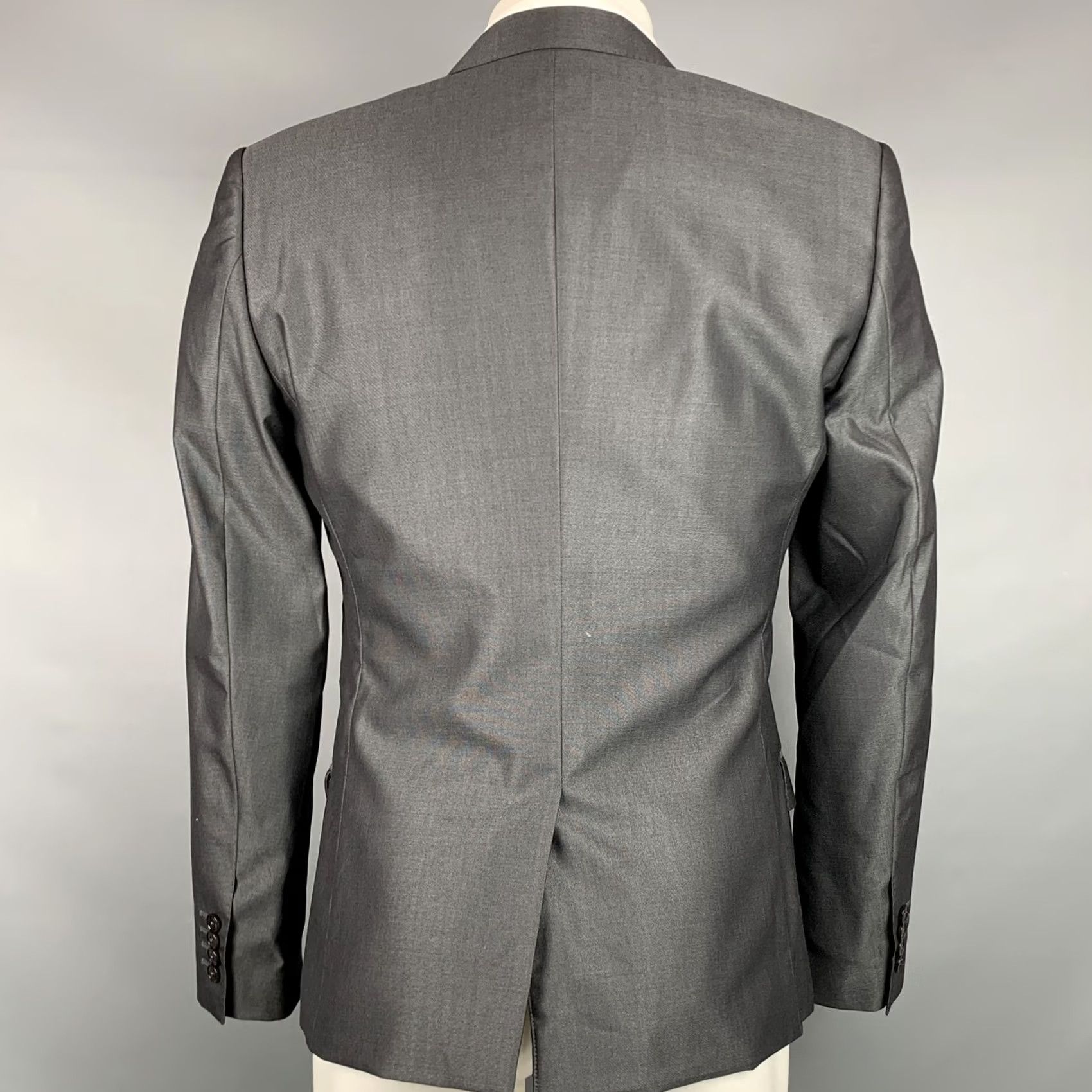Dolce & Gabbana DOLCE & GABBANA Size 38 Grey Charcoal Wool Silk Peak Lapel Sport Coat Size US XXS / EU 40 - 3 Thumbnail