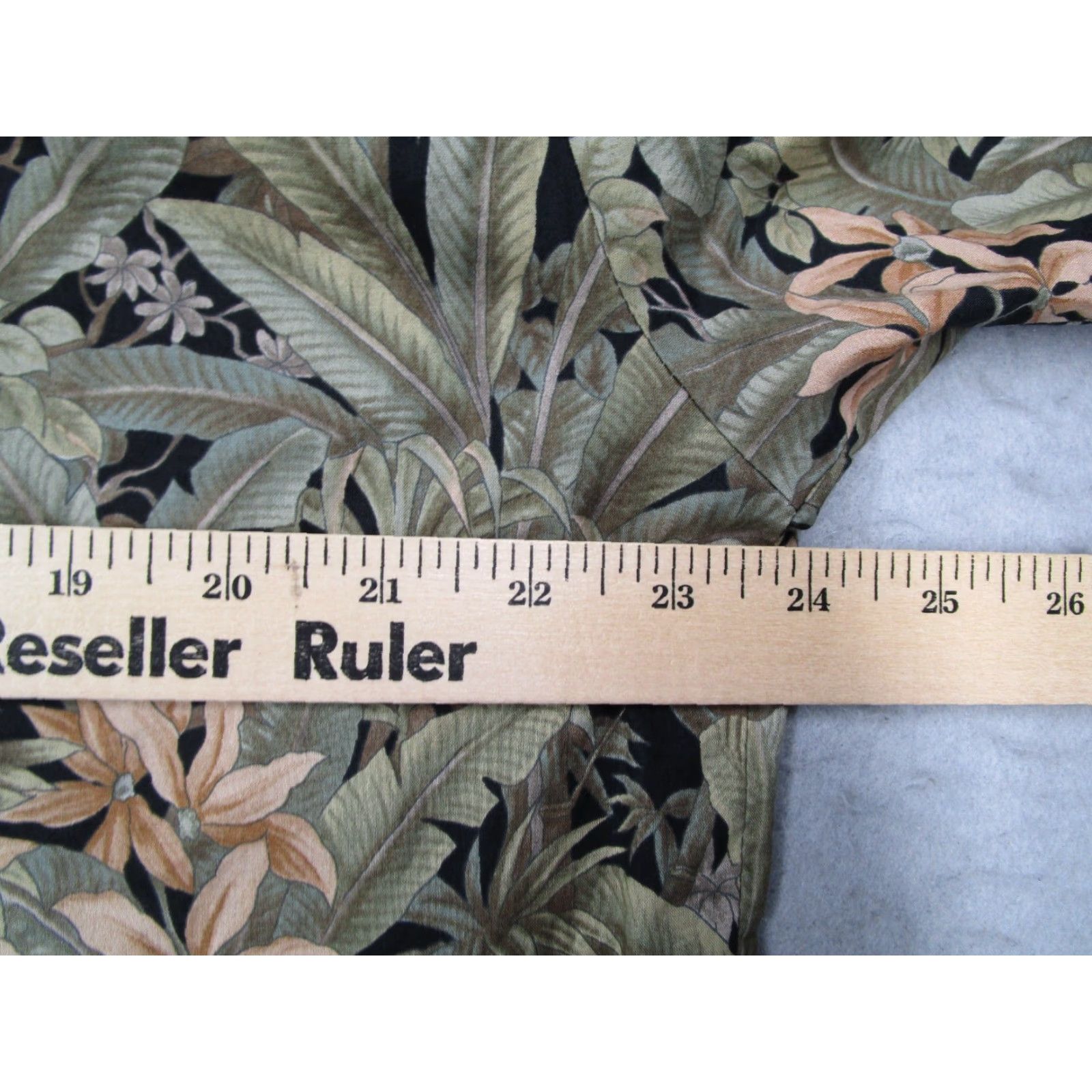 Tori Richard VINTAGE Tori Richard Men's Shirt Large Green Floral Hawaii Casual Retro Tropical 70s 80s 90s Size US L / EU 52-54 / 3 - 6 Thumbnail