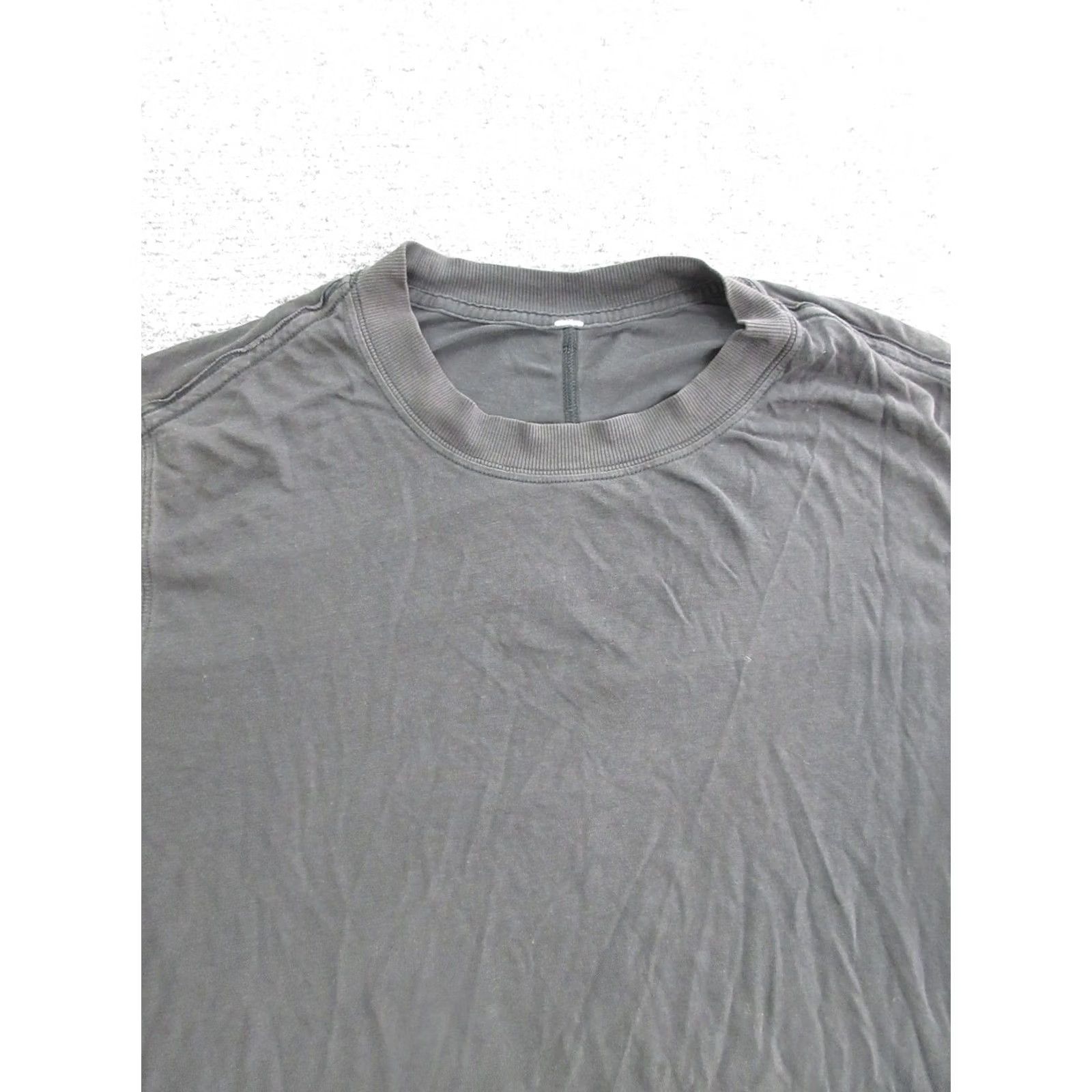 Lululemon 6. Avoids unnecessary words Size M / US 6-8 / IT 42-44 - 5 Thumbnail