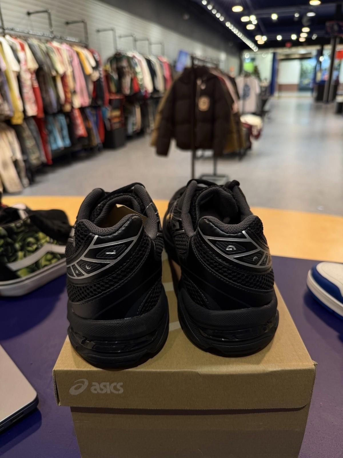 Asics ASICS Gel-1130 Black Pure Silver Men’s (11) 1201A906-001 NEW Size US 11 / EU 44 - 9 Thumbnail
