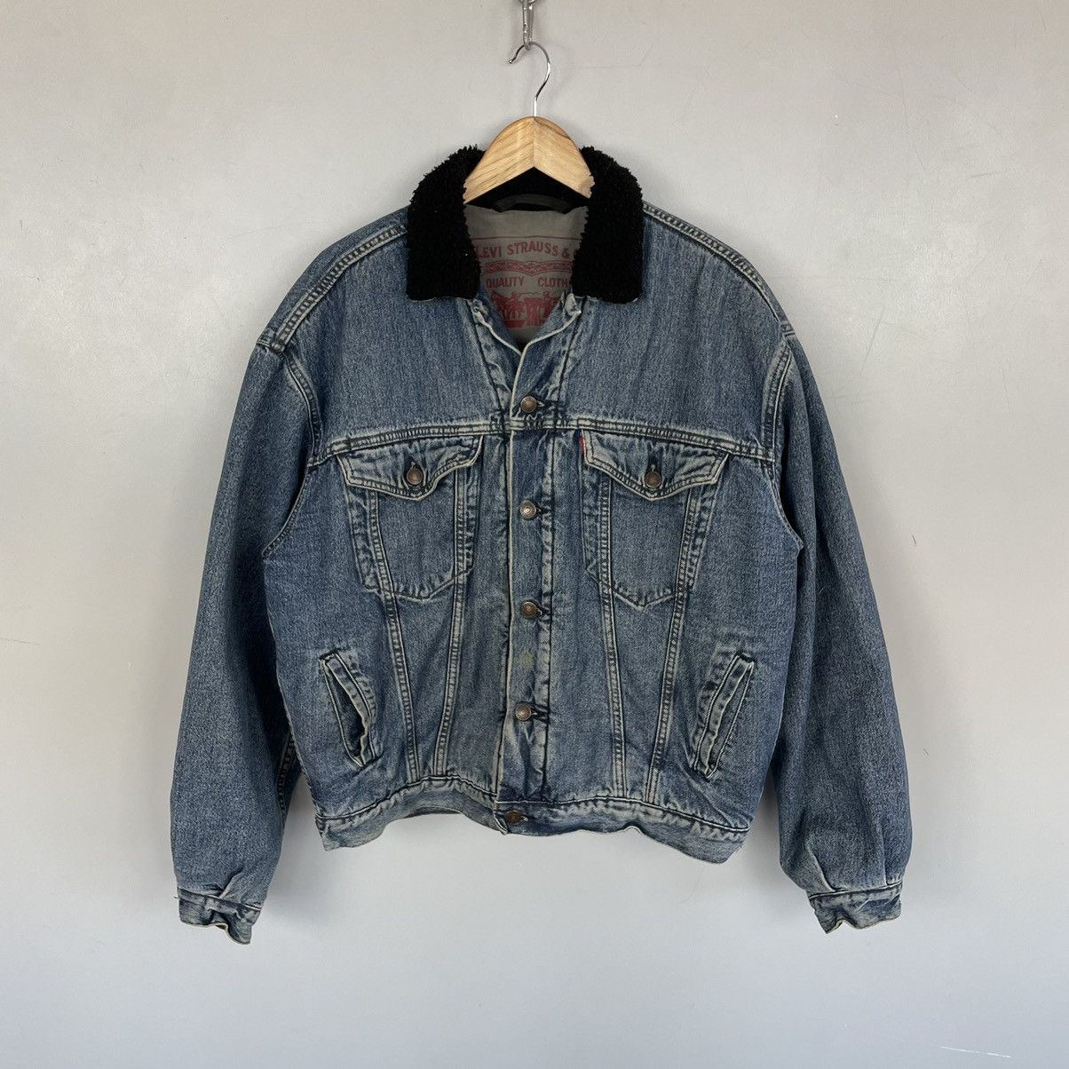 Levi's Hot Vintage 80’s Sherpa Levi’s denim cropped bomber jacket Size US L / EU 52-54 / 3 - 1 Thumbnail
