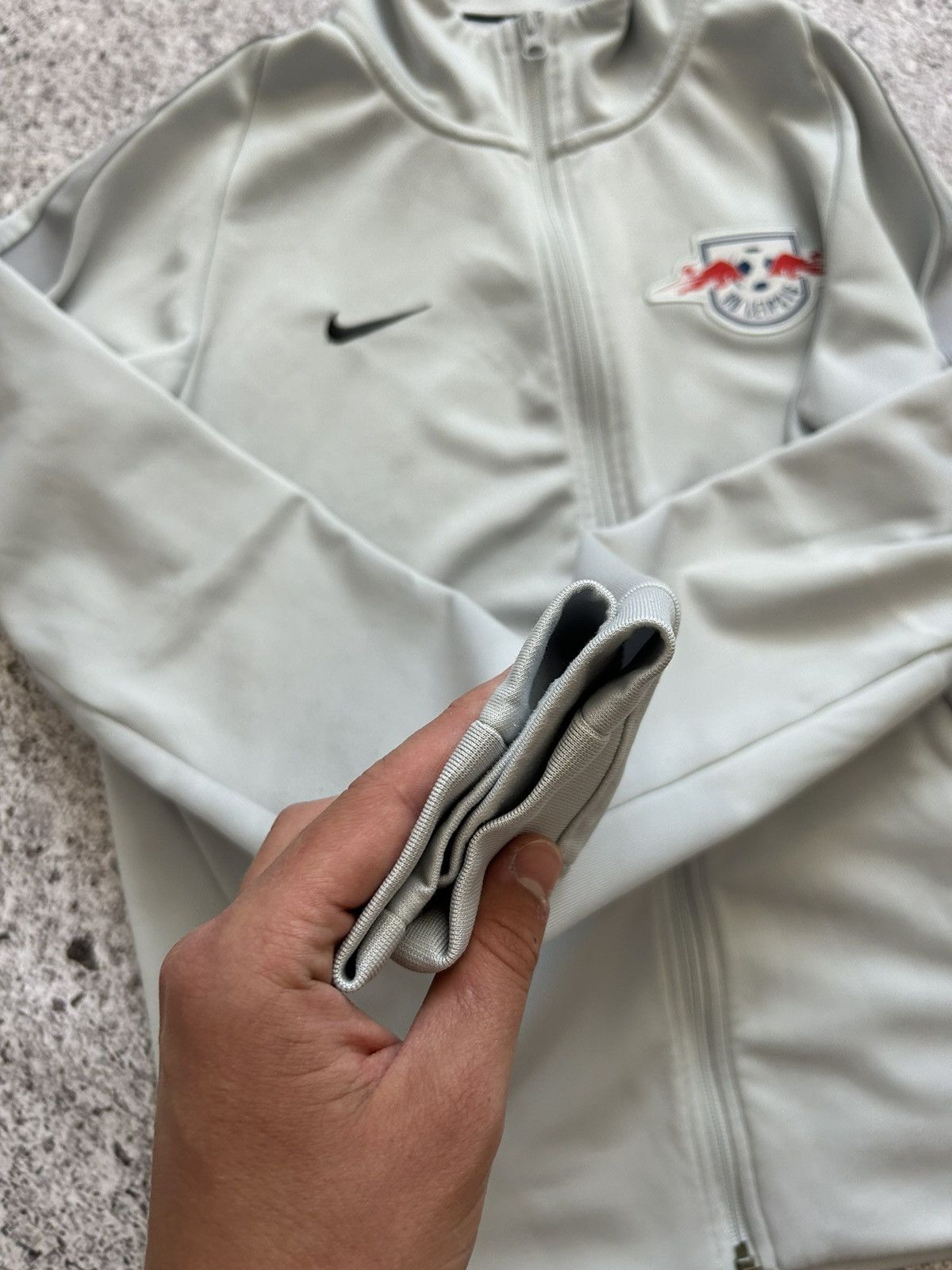 Nike Nike 2017 2018 Red Bull Leipzig Soccer Football Jacket Size US S / EU 44-46 / 1 - 11 Thumbnail