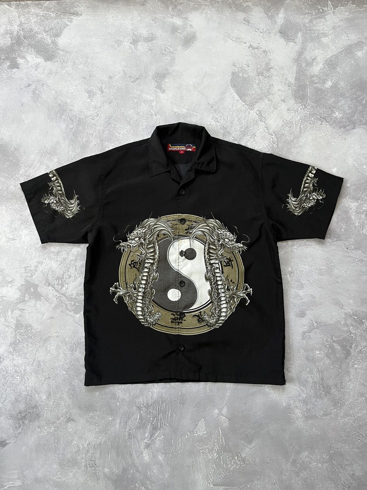 Japanese Brand Dnon Jeans Vintage Japan Dragon Circle B Shirt Y2k Size US S / EU 44-46 / 1 - 1 Thumbnail