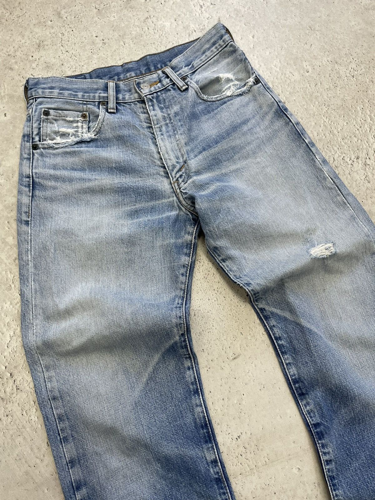 Levi's Levi’s blue jeans faded washed 90s from Japan selvage Size US 28 / EU 44 - 2 Thumbnail