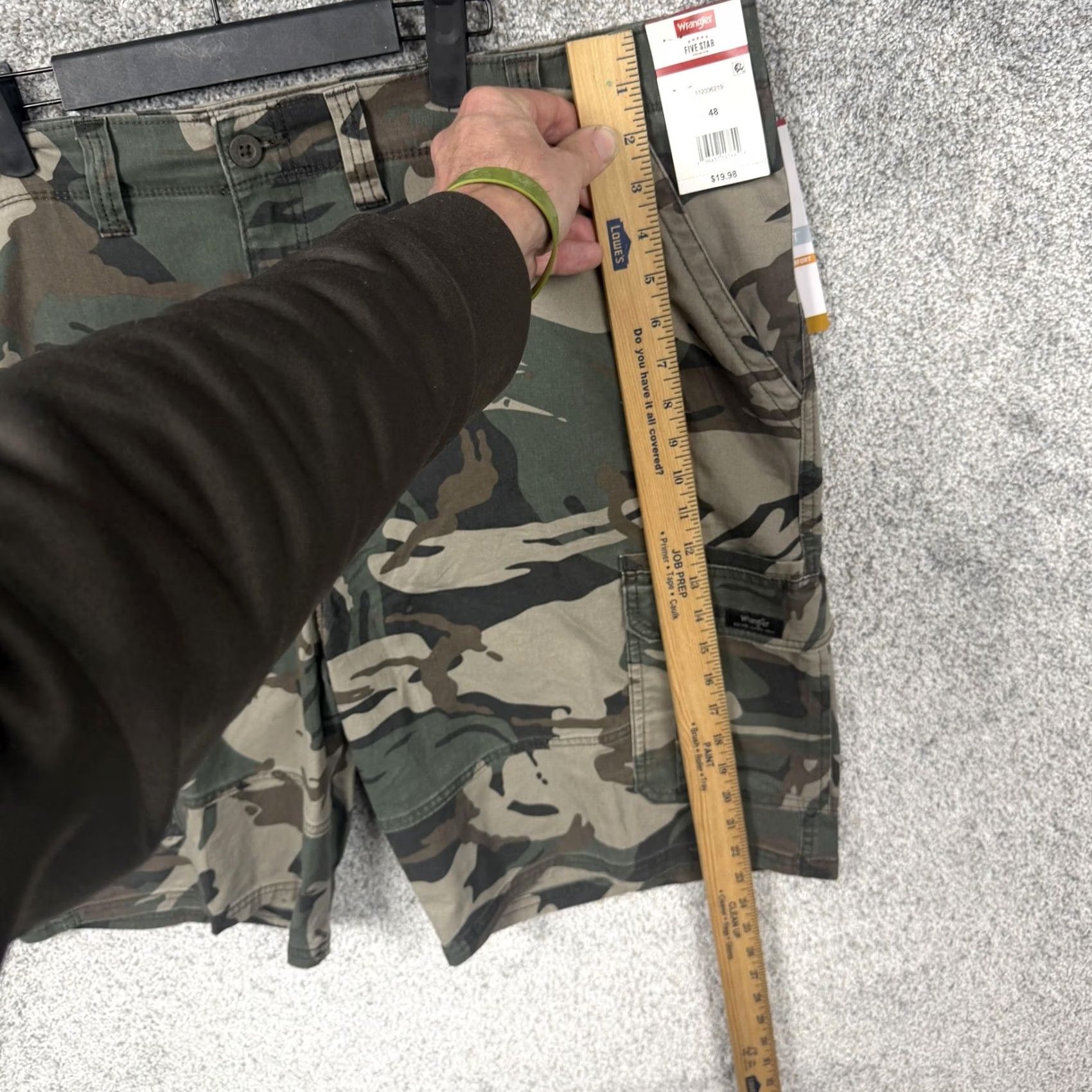 Wrangler Wrangler Cargo Shorts 48x9.5 Relaxed Fit Woodland Camo Epic Soft Skater Gorpcore Men Cargo Short Camouflage Green 90s? Size US 32 / EU 48 - 5 Thumbnail