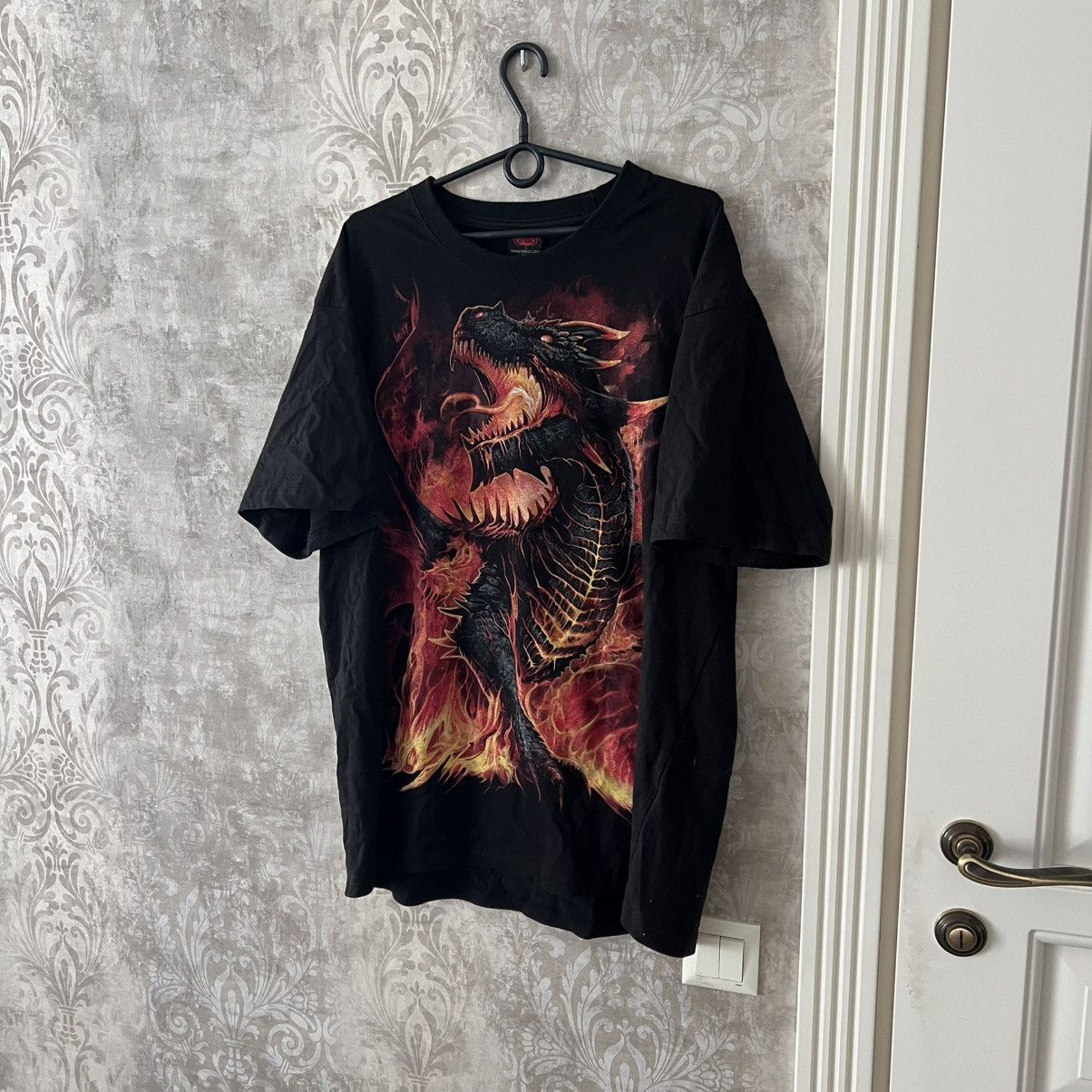 Japanese Brand × Vintage Vintage Dragon Spiral Tee T-Shirt Size US XXL / EU 58 / 5 - 2 Thumbnail