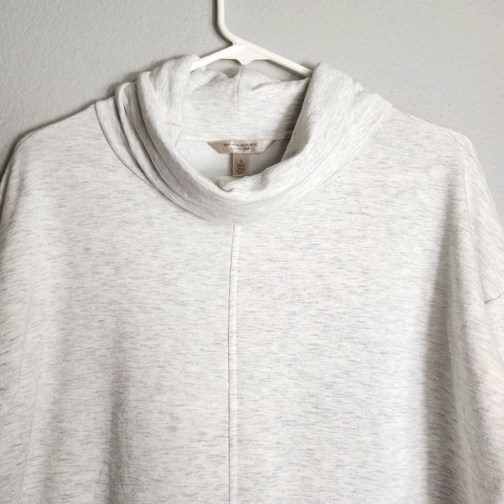 Banana Republic VINTAGE Banana Republic Womens Light Gray Cloud Terry Cropped Funnel NeckTop-Size S Size S / US 4 / IT 40 - 2 Thumbnail