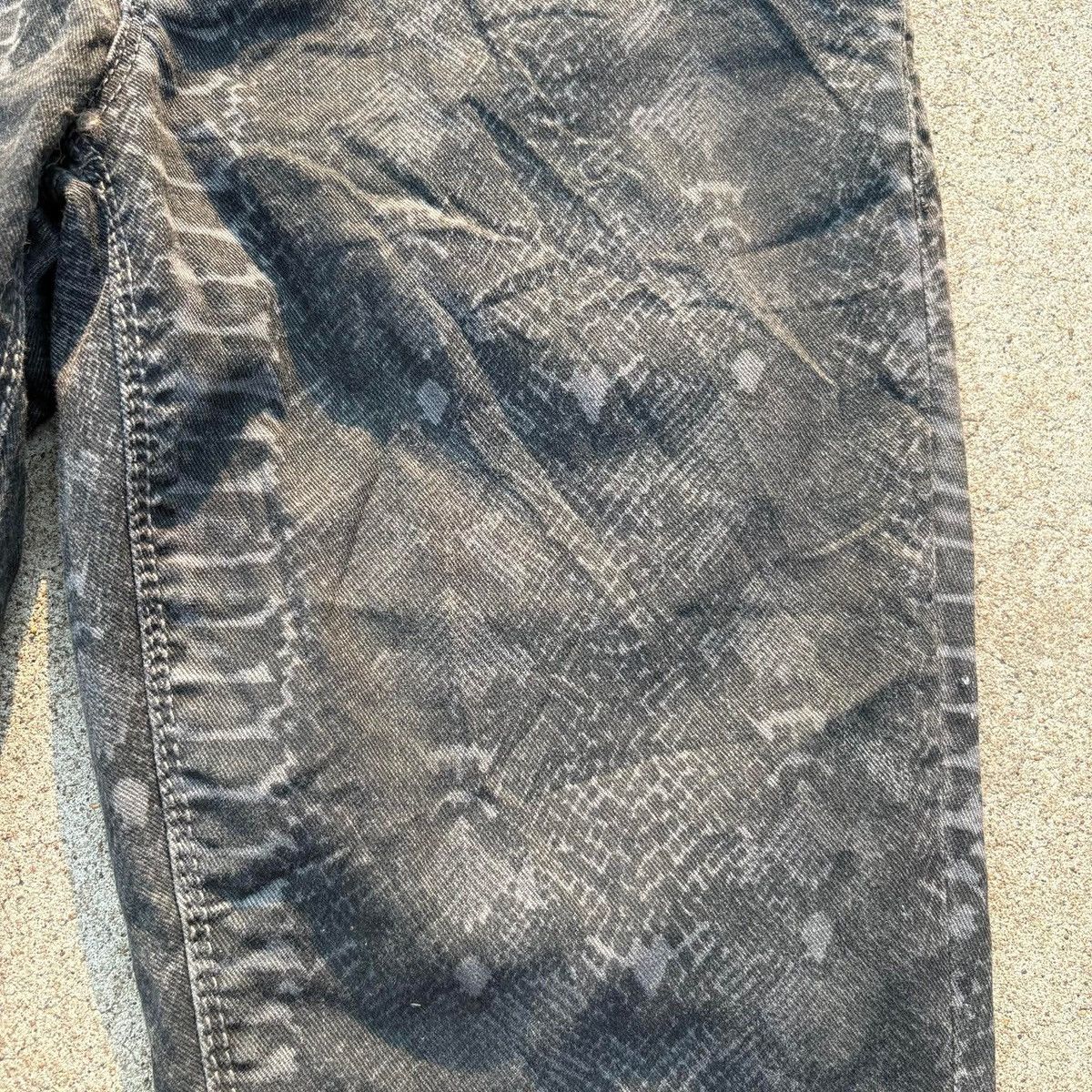 Seven 7 Seven7 Est. 1964 Snake Pattern Cut Off Denim Shorts Vkei Size US 32 / EU 48 - 6 Thumbnail