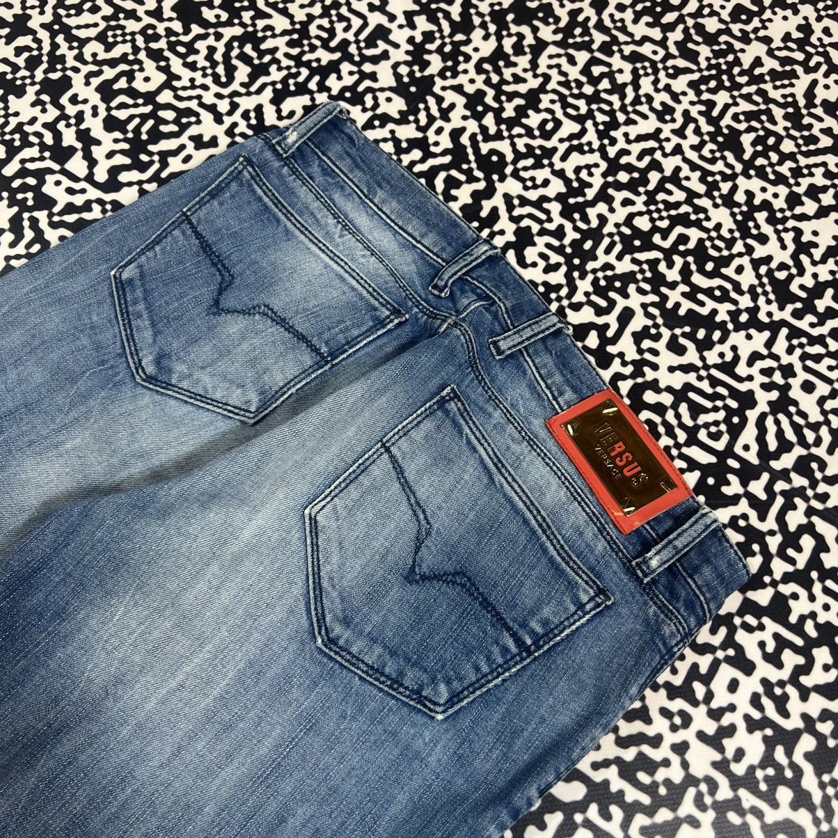 Versus Versace Vintage Y2K Versace Versus Luxury Casual Jeans 90s Style Size 28" / US 6 / IT 42 - 9 Thumbnail