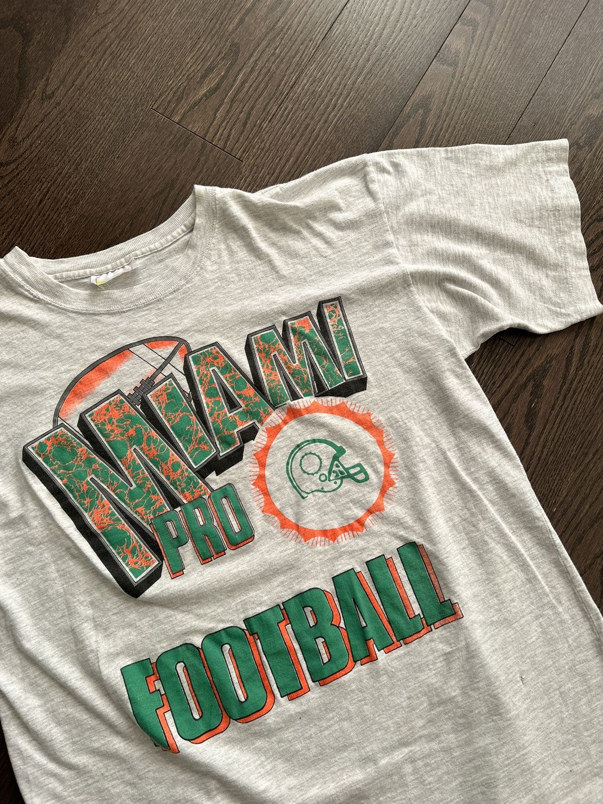NFL × Vintage Single Stitch Miami Pro FootBall 90's graphic Tee Size US L / EU 52-54 / 3 - 3 Thumbnail