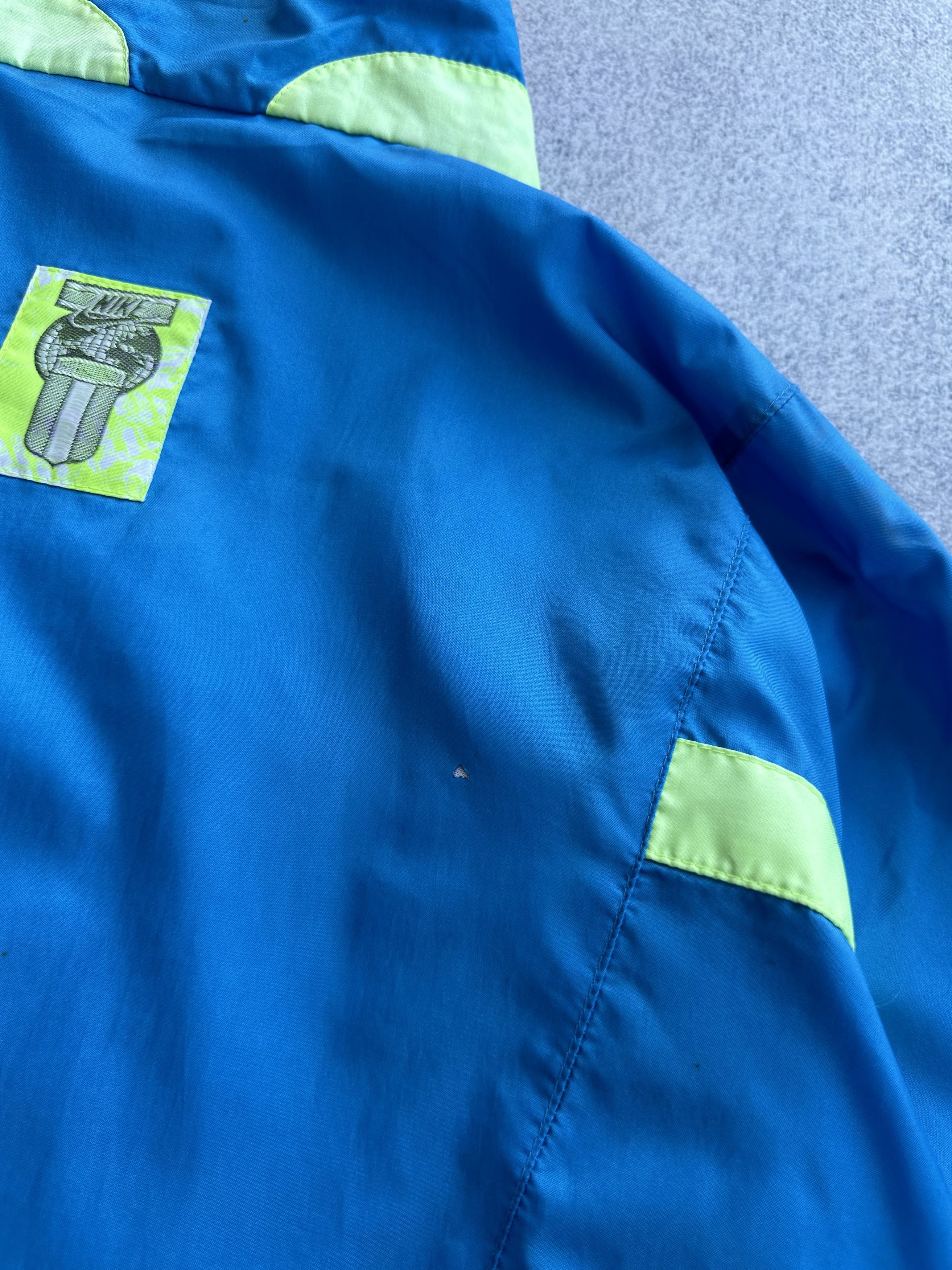 Nike × Vintage Nike International Vintage Nylon Blue Track Jacket Rare 90s Size US M / EU 48-50 / 2 - 14 Thumbnail