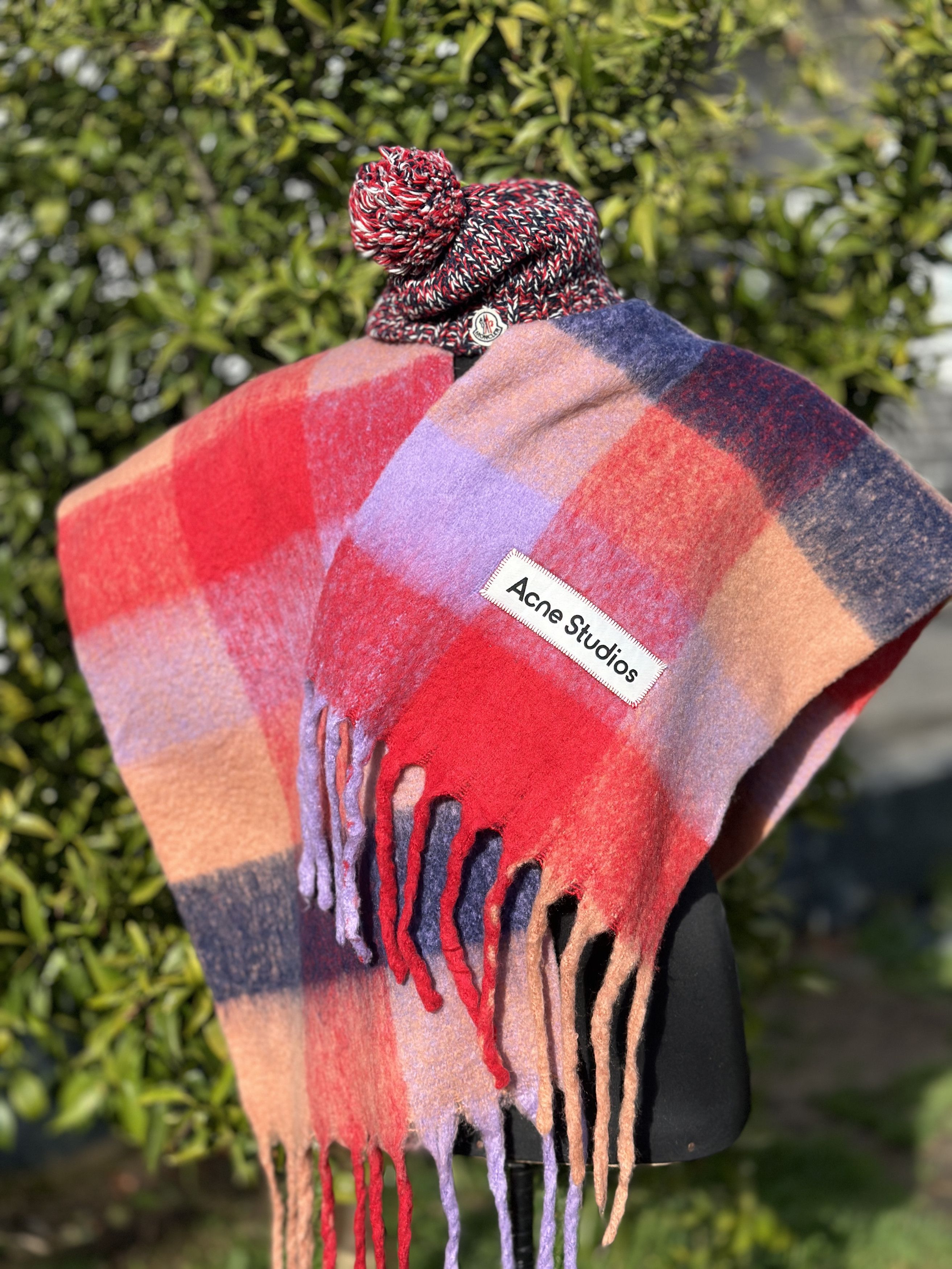 Moncler Moncler Berretto Pon-Pon Chunky Knit Beanie Hat Size XXS Size ONE SIZE - 2 Thumbnail