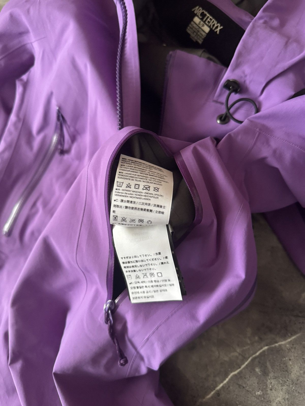 Arc'teryx Arc’teryx Windbreaker Women Jacket GTX GoreTex Gorpcore Rare Size S / US 4 / IT 40 - 11 Thumbnail