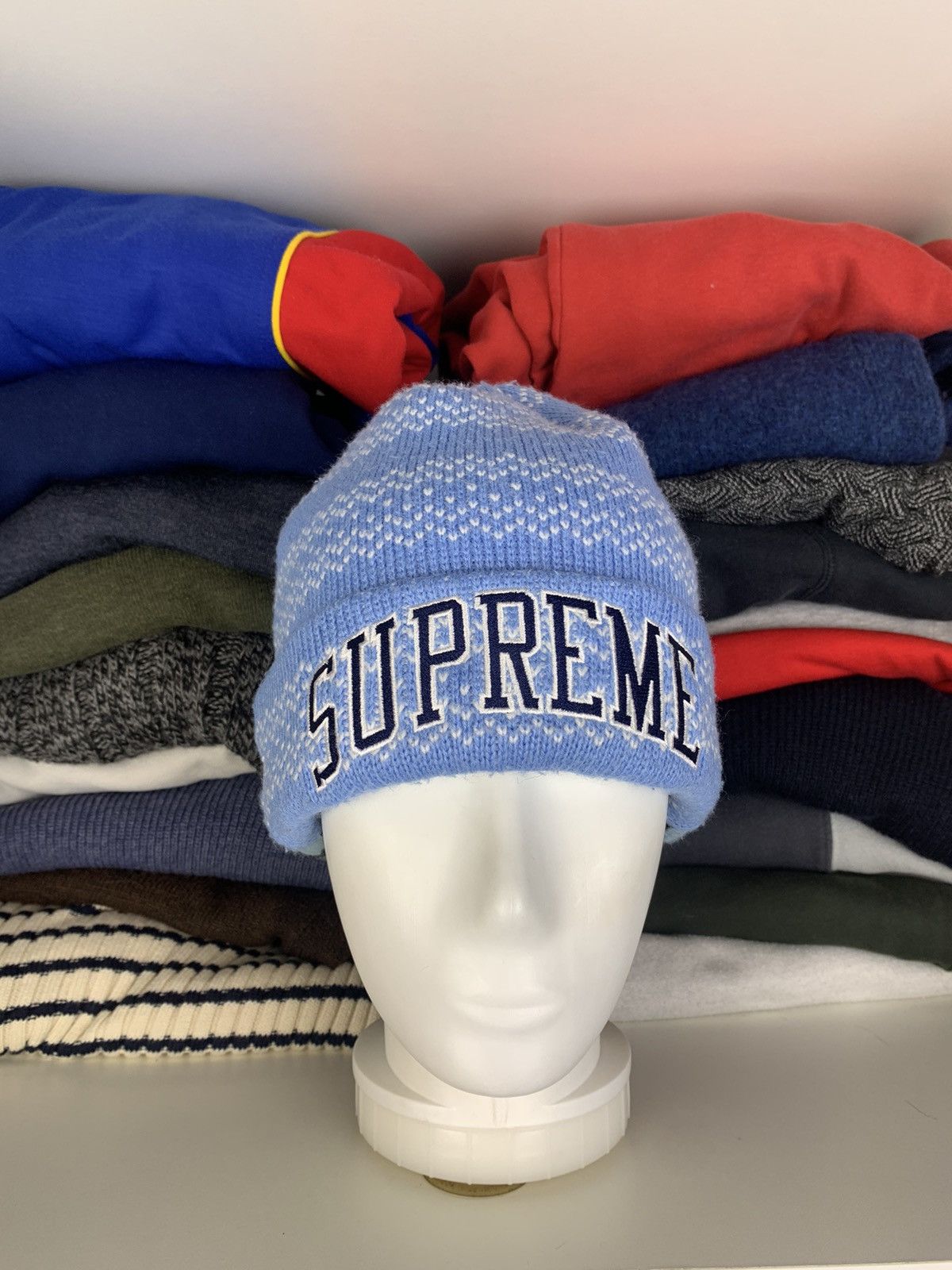 Supreme New Era Split Beanie (FW22) - $44