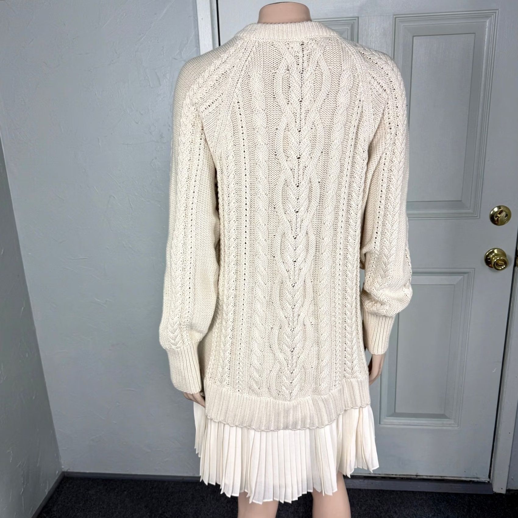 Anthropologie Anthropologie Sweater Crew Neck Long Sleeve Cable Knit Cream S Women’s Pullover Regular Knit Pattern Solid Vintage No Size S / US 4 / IT 40 - 4 Thumbnail