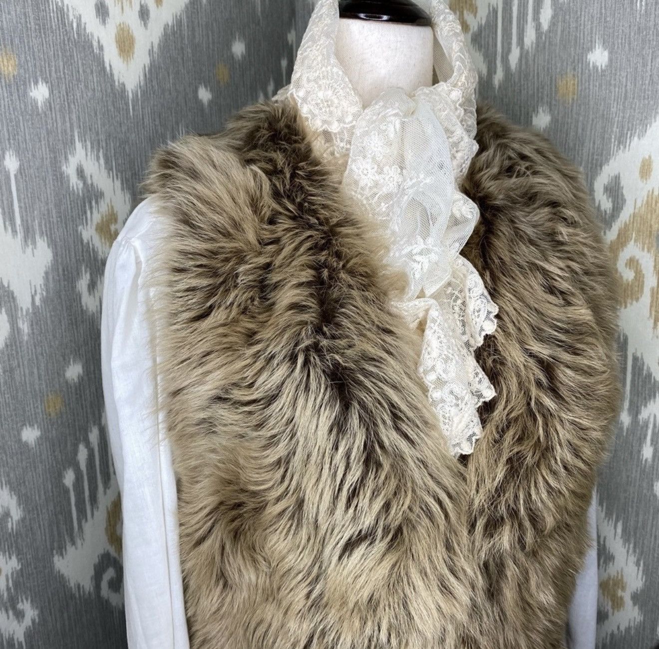 Ralph Lauren Ralph Lauren Fall/Winter '11 Lamb Shearling Vest Size S / US 4 / IT 40 - 2 Thumbnail