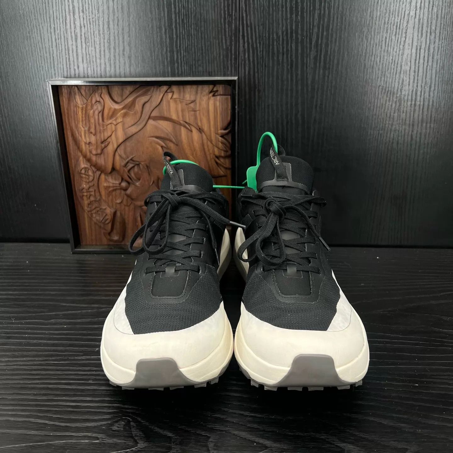 Arc'teryx Arc'teryx Sylan Black & White 42 Like New Size US 9 / EU 42 - 5 Thumbnail
