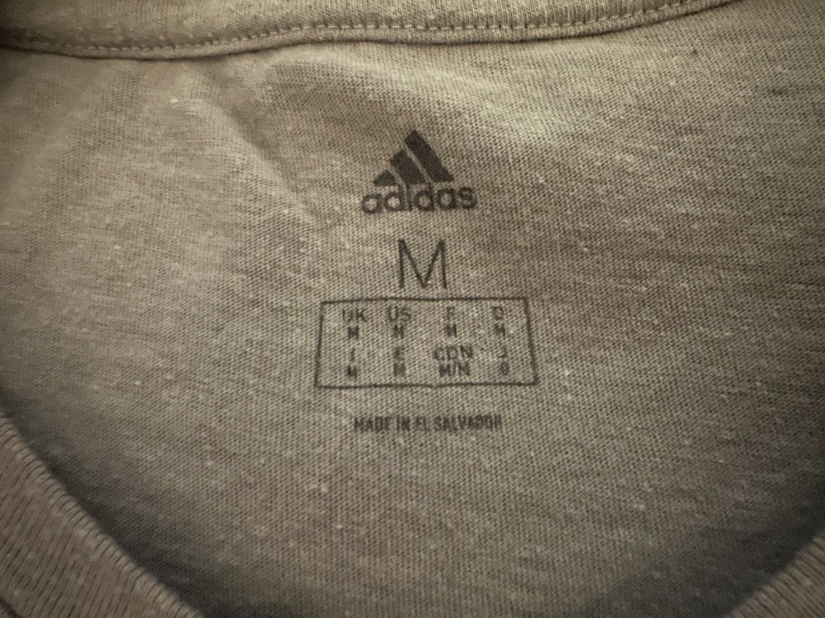 Adidas Adidas Small Logo Grey Tee Size US M / EU 48-50 / 2 - 3 Thumbnail