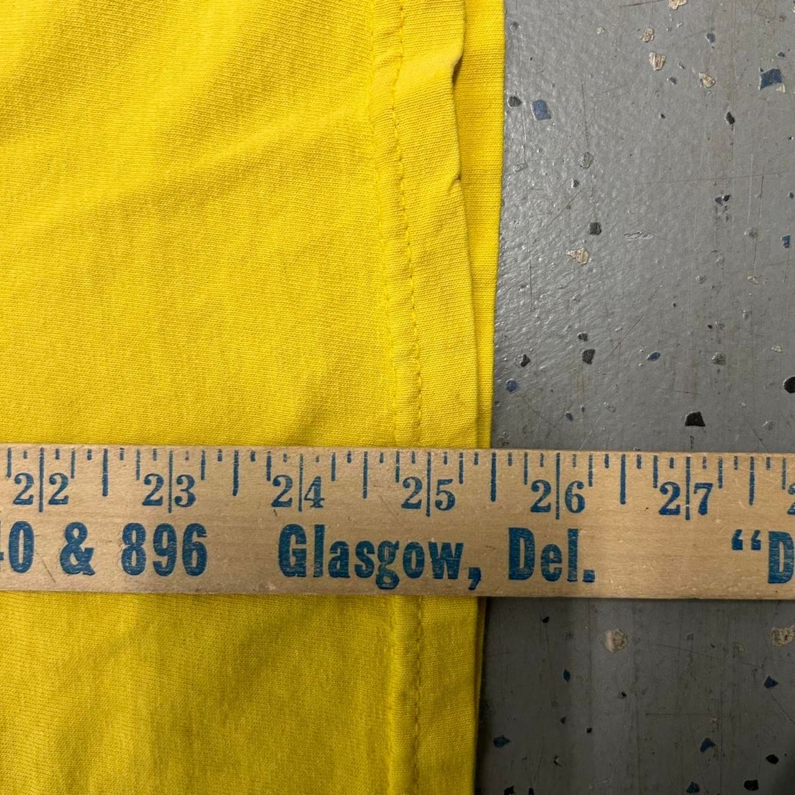 Nike 2006 Michigan Wolverines yellow and black Nike t-shirt Size US M / EU 48-50 / 2 - 5 Thumbnail