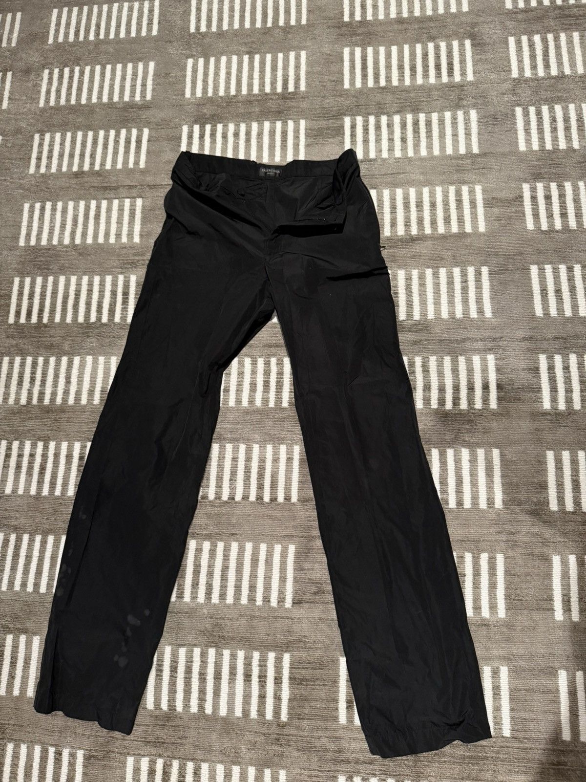Balenciaga Balenciaga “Packable Pants” Size US 32 / EU 48 - 1 Thumbnail