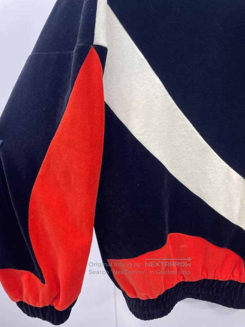 Louis Vuitton Louis Vuitton 25 Black, White and Red Color-Block Velvet h Size US S / EU 44-46 / 1 - 3 Thumbnail