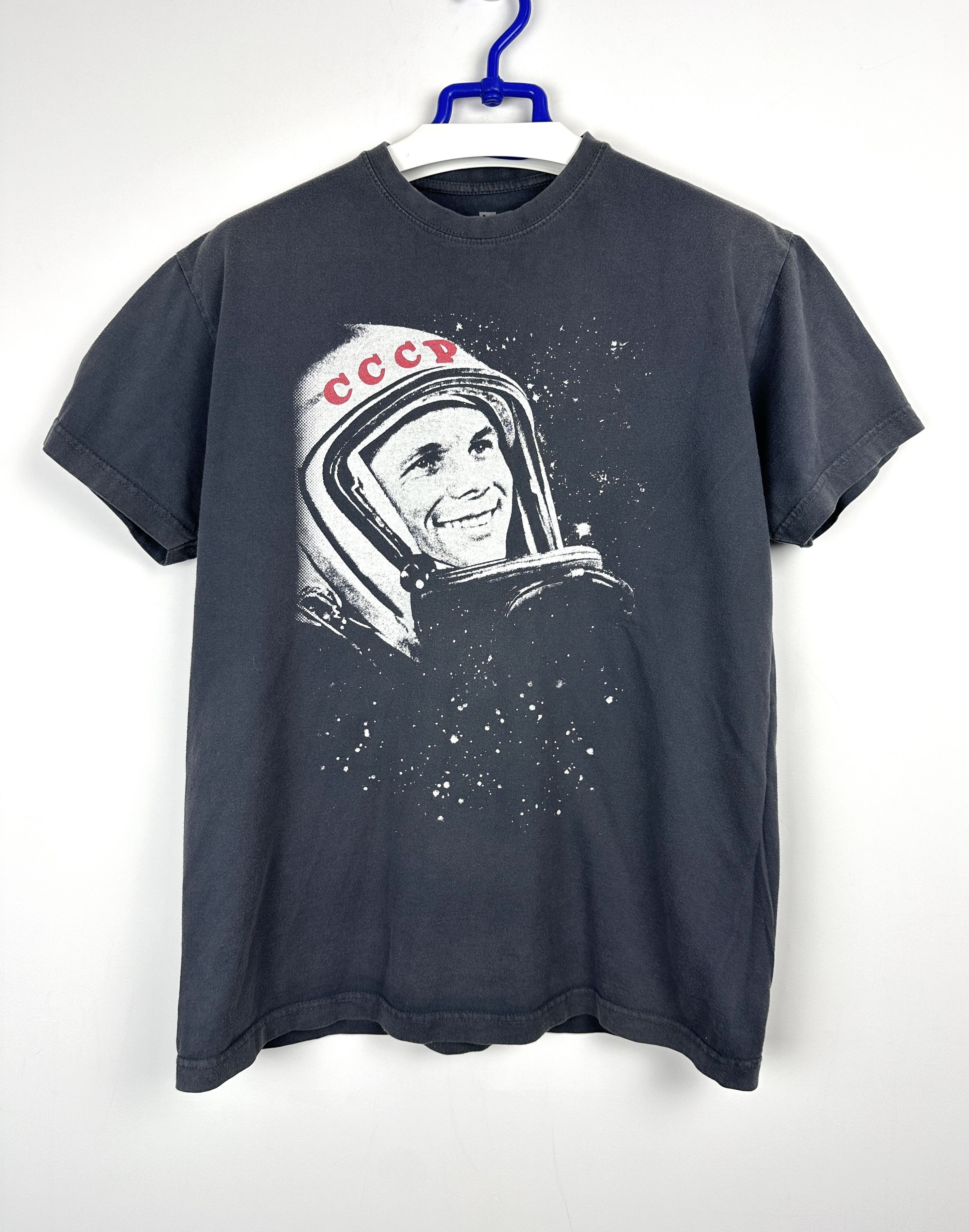 Vintage Rare vintage CCCP Jurij Gagarin astronaut t-shirt Size US M / EU 48-50 / 2 - 1 Thumbnail
