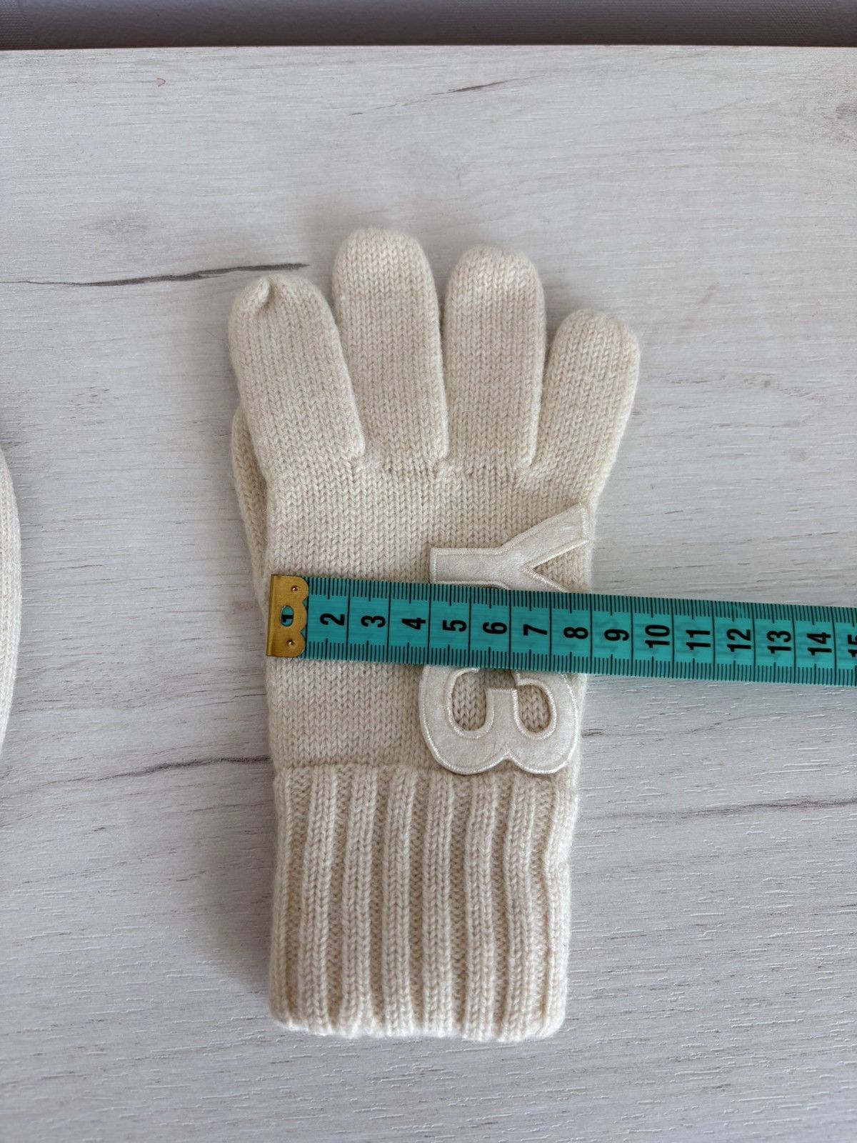 Yohji Yamamoto Y-3 Yohji Yamamoto Knit Beanie Hat & Gloves Set Cream Size S Size ONE SIZE - 22 Thumbnail